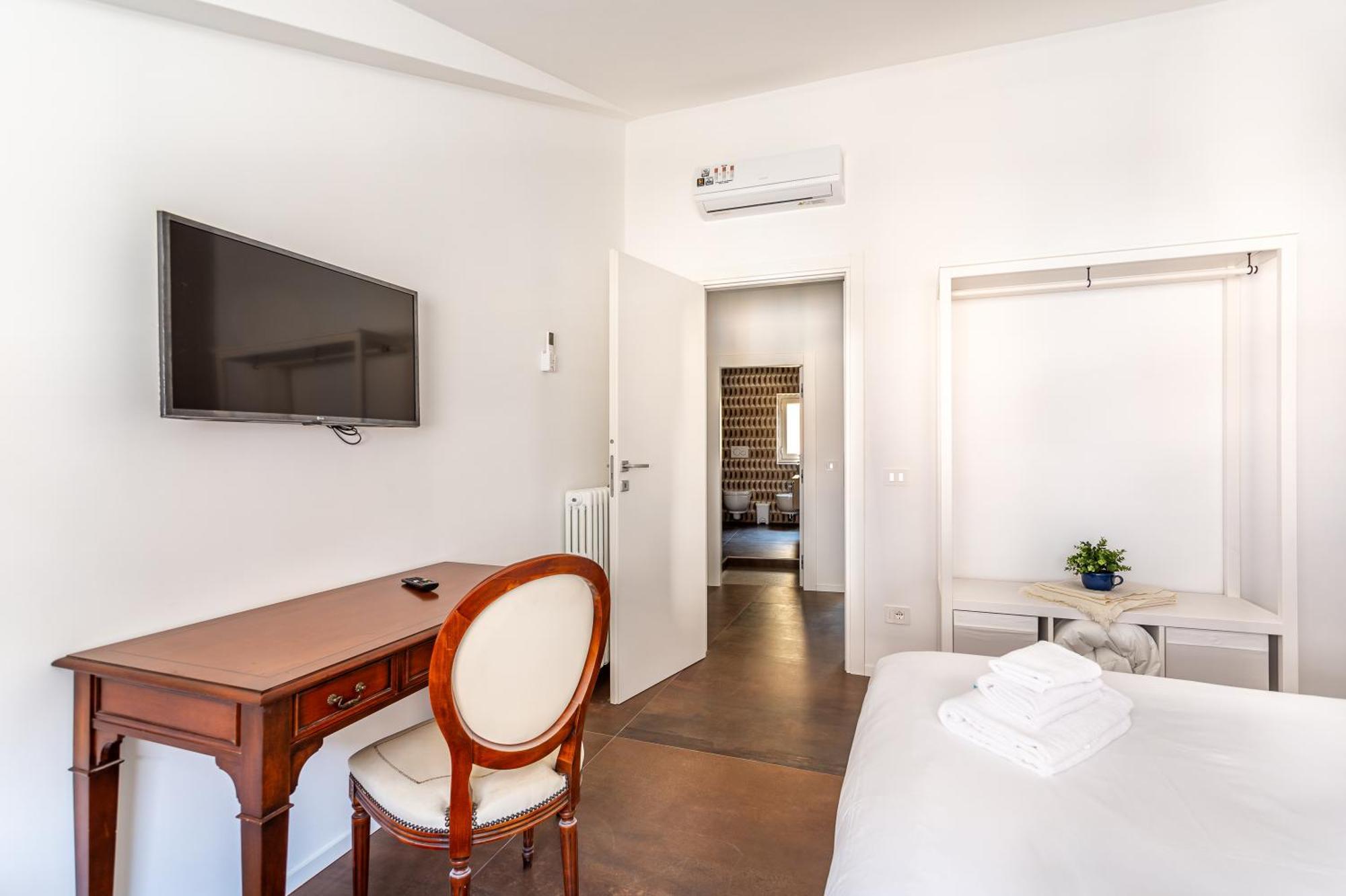 Iflat Bright Brand New 2-bedroom In Monti Apartamento