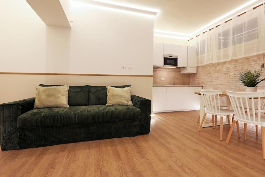 The Brick By Omen Hospitality Collection Roma