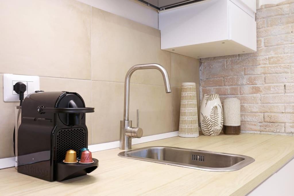 Apartamento The Brick By Omen Hospitality Collection *