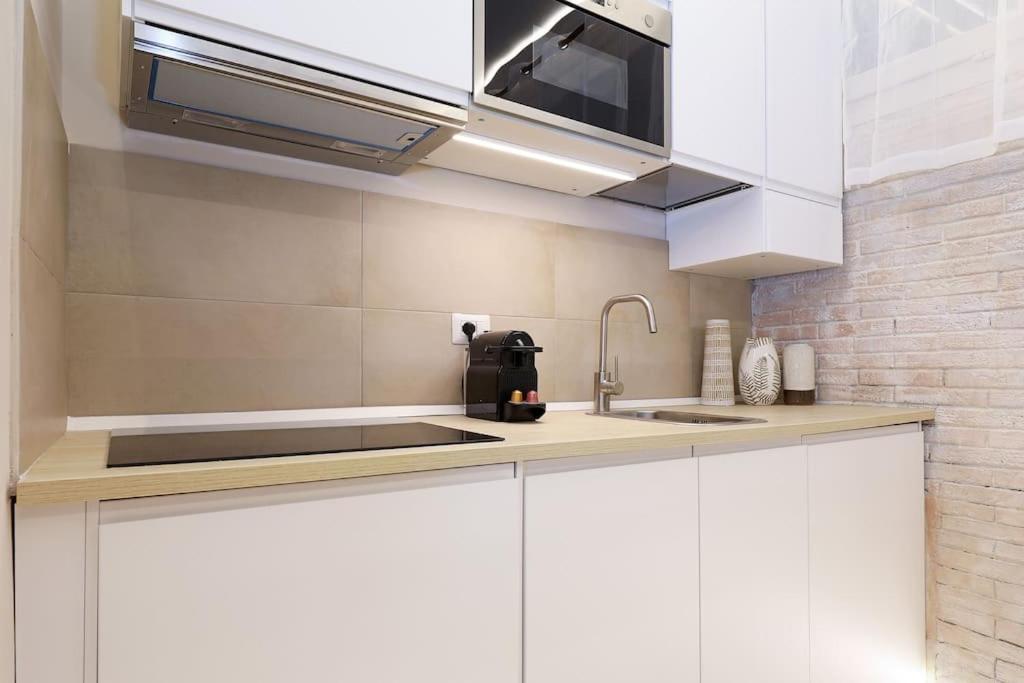 Apartamento The Brick By Omen Hospitality Collection