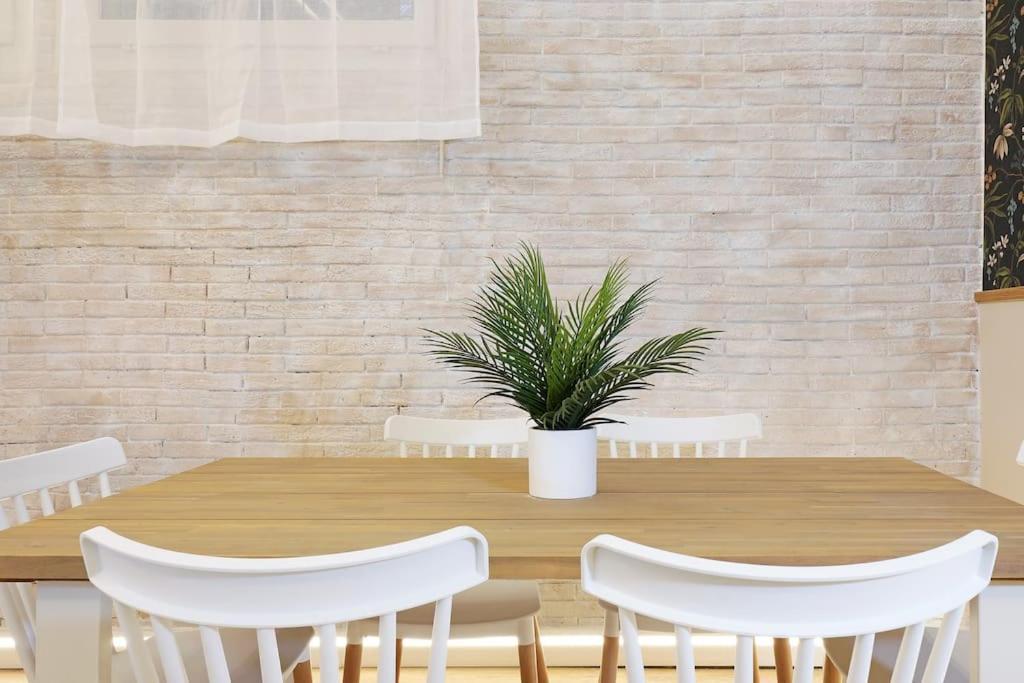 Apartamento The Brick By Omen Hospitality Collection *