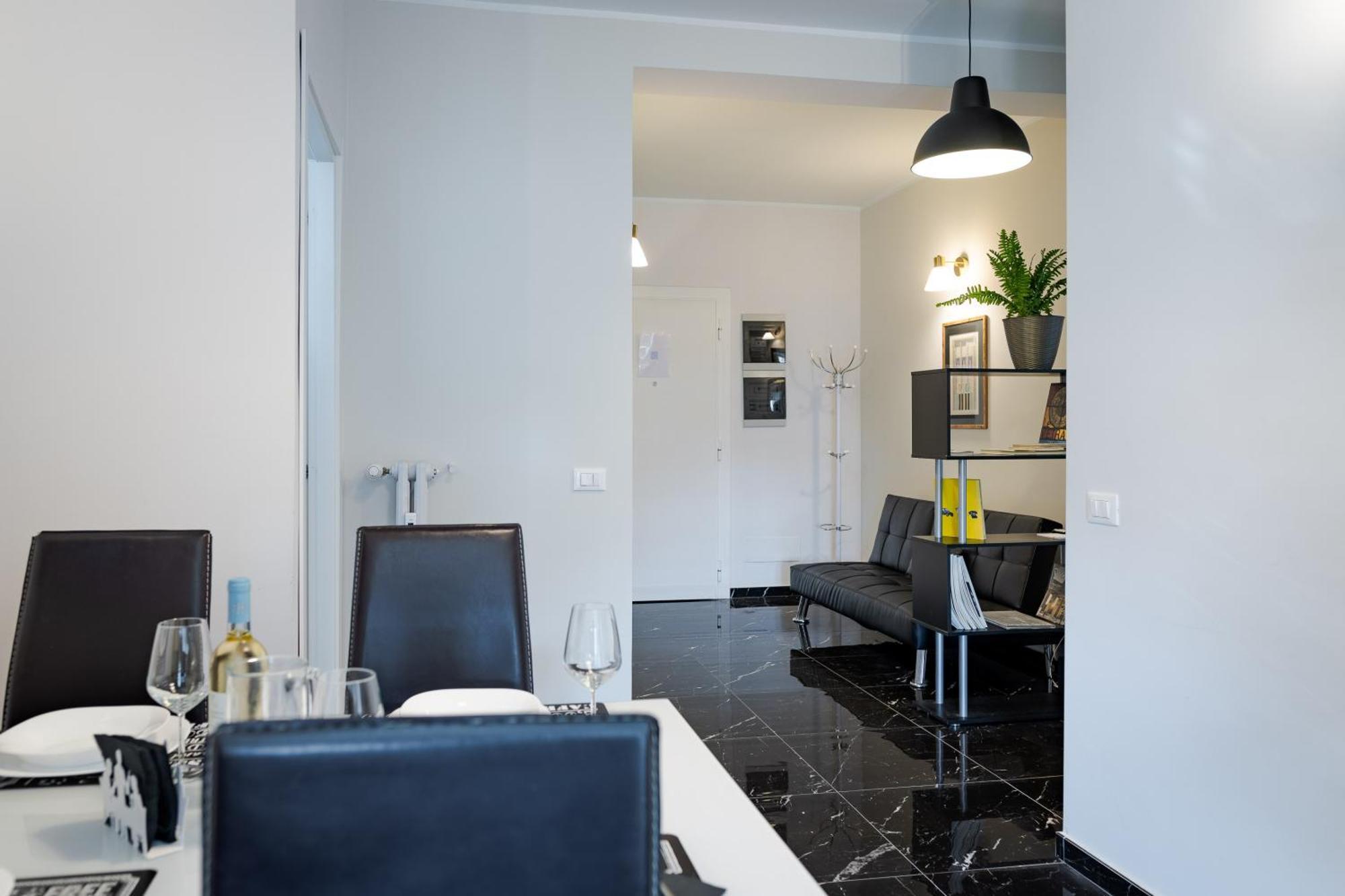 Style134 50 Meters From Metro A Lucio Sestio Station * Rome