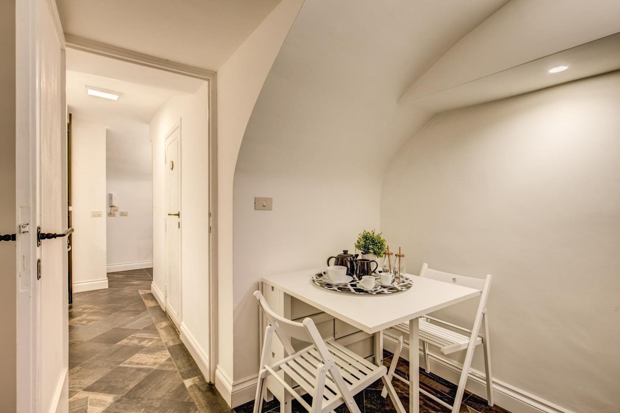 Cozy Flat In Front Of Fori Imperiali *