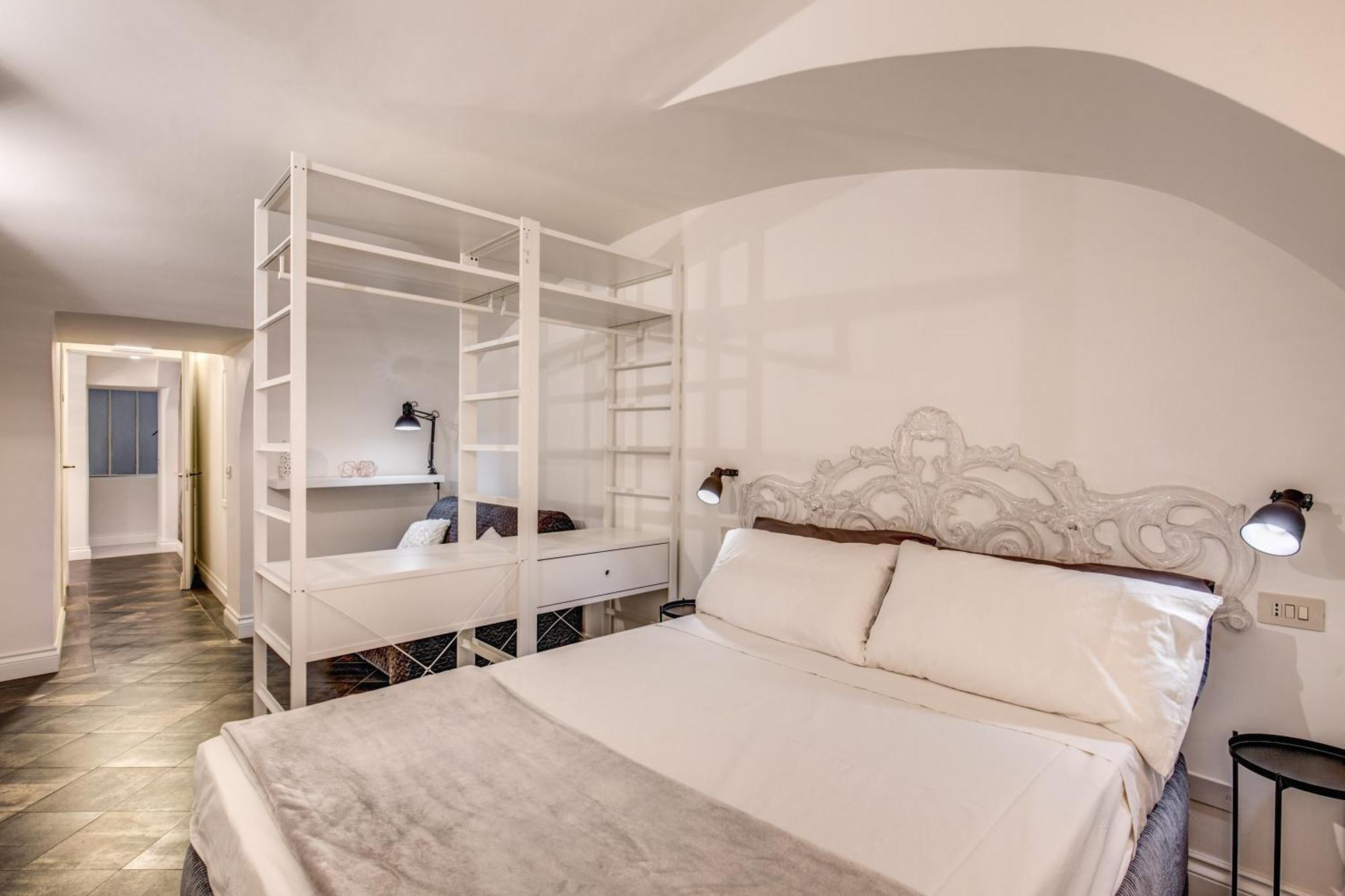 Cozy Flat In Front Of Fori Imperiali * Roma