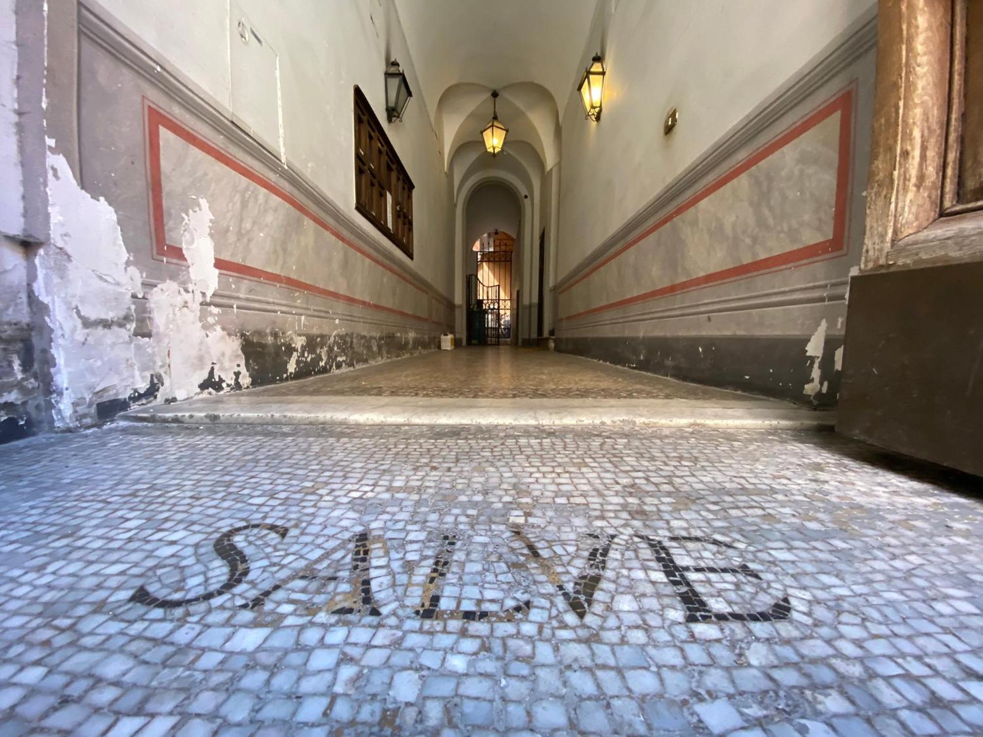 Croce Roma