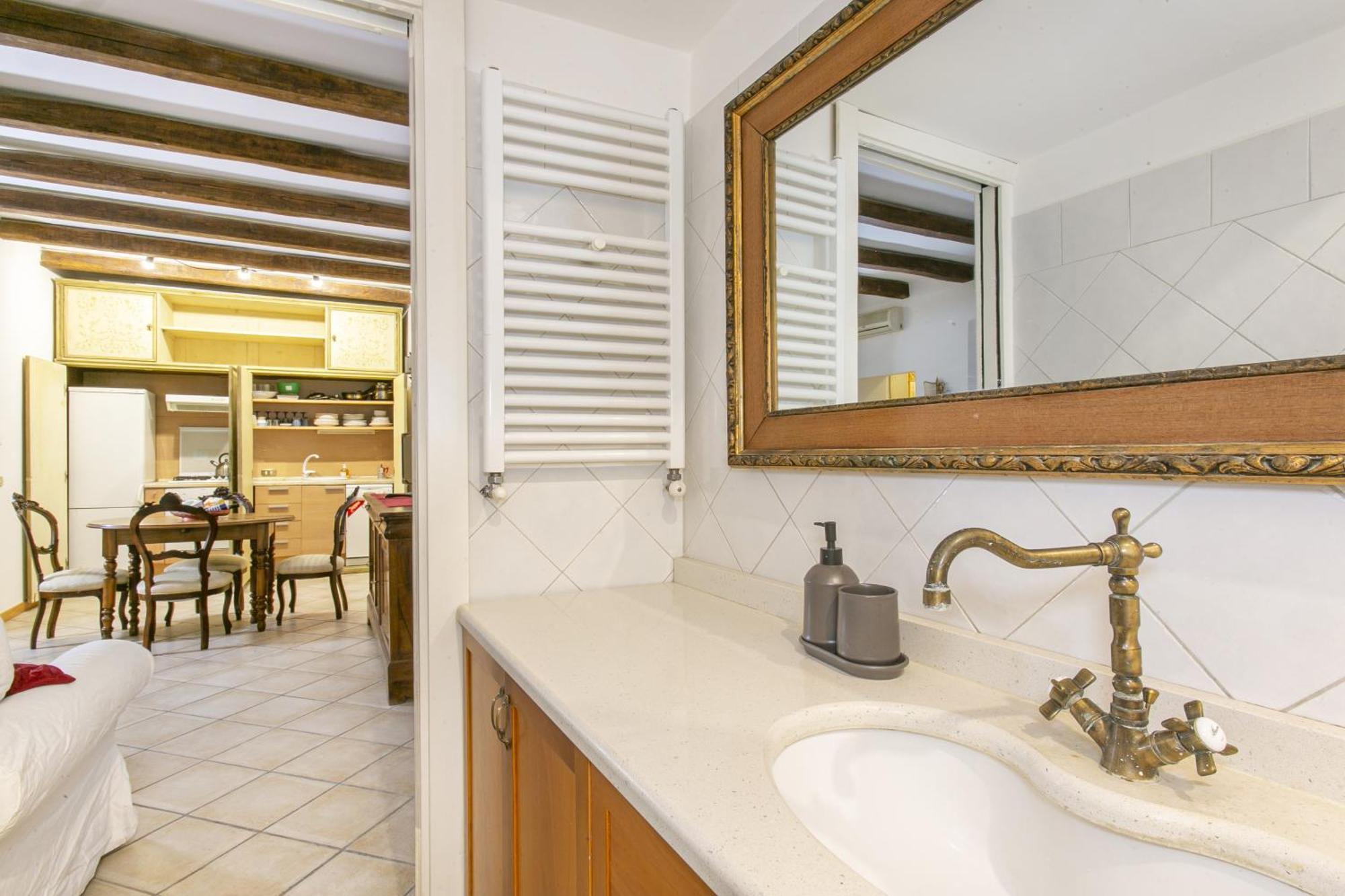 Wwb Colosseo Apartment