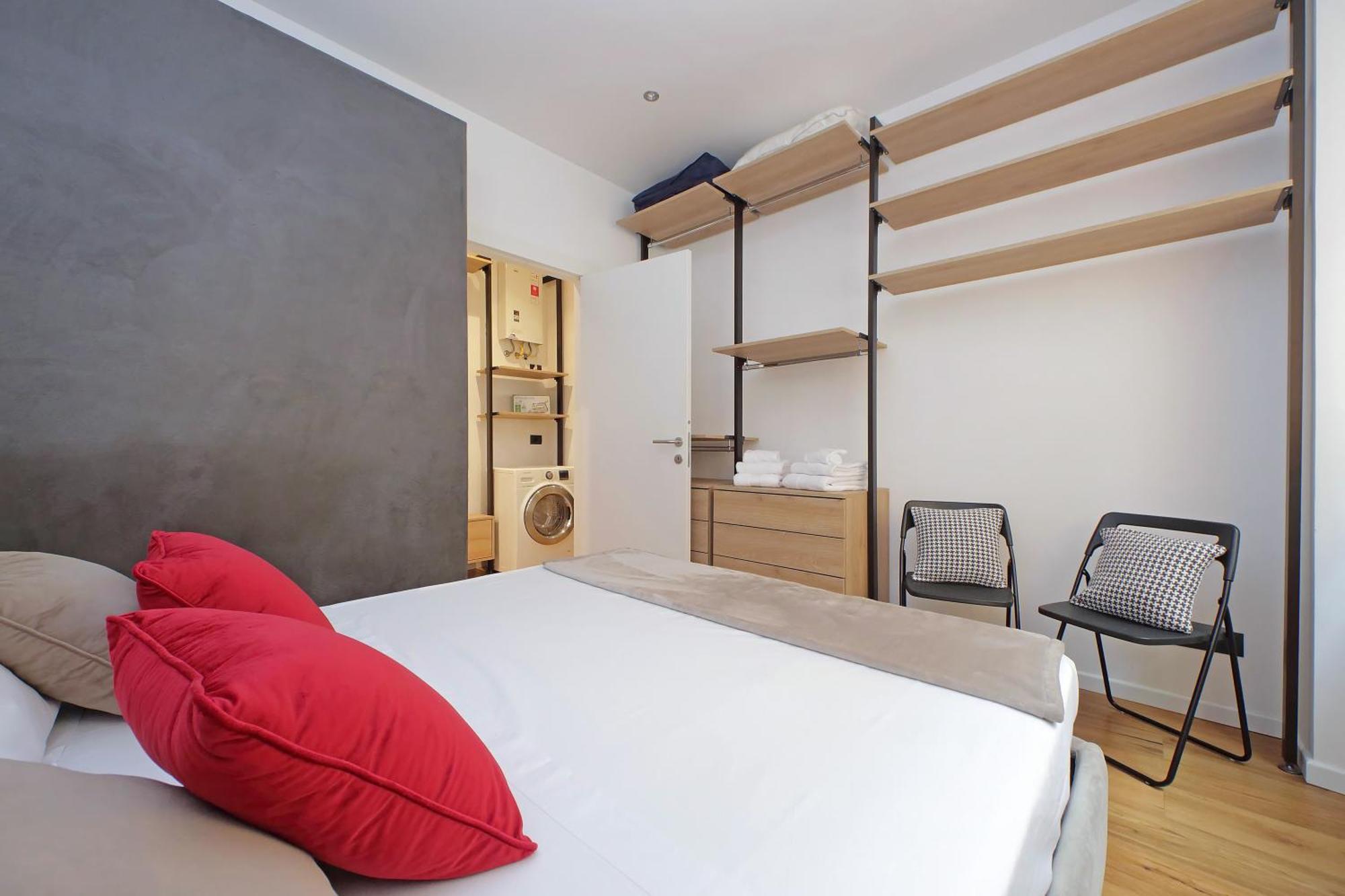 Vestali House Rom