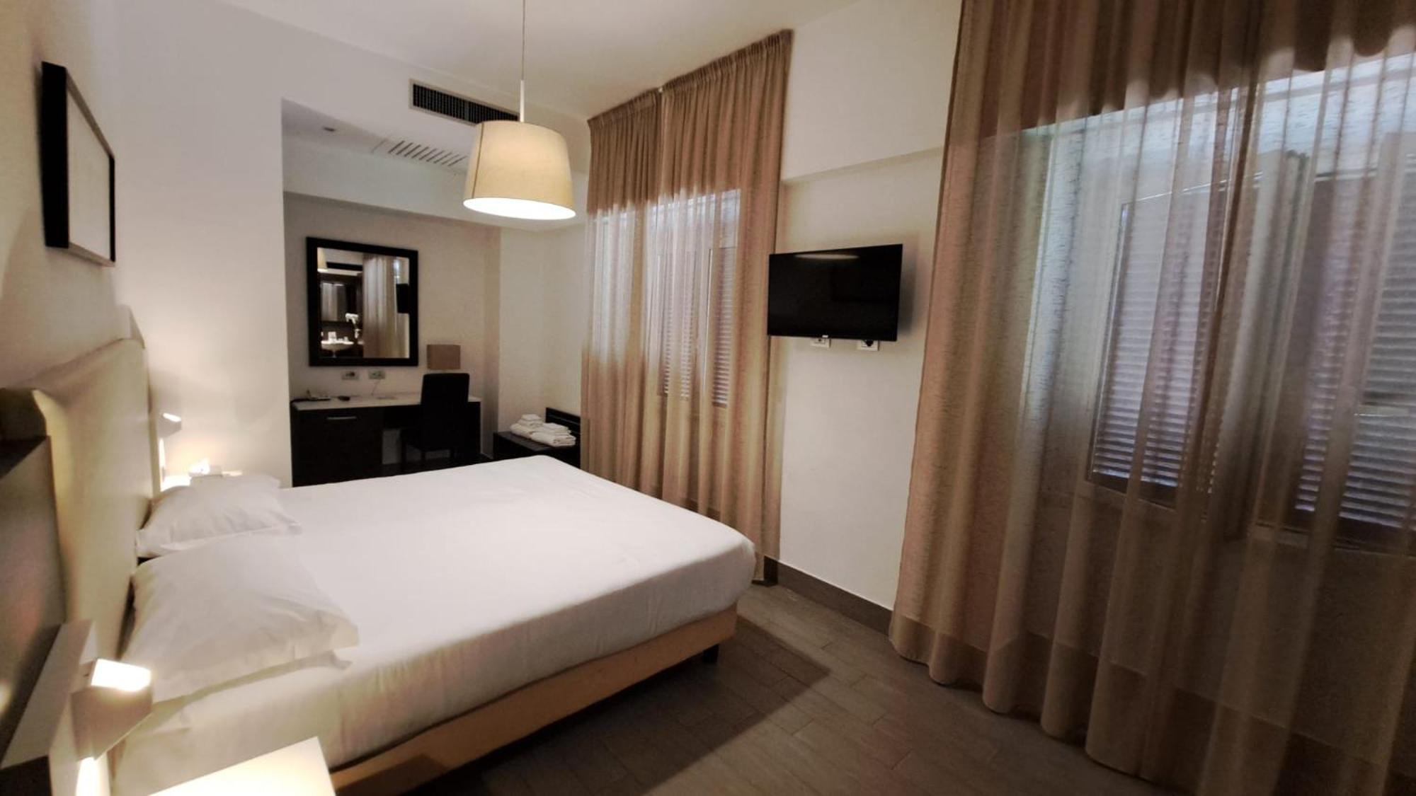Hotel Lh Excel Montemario