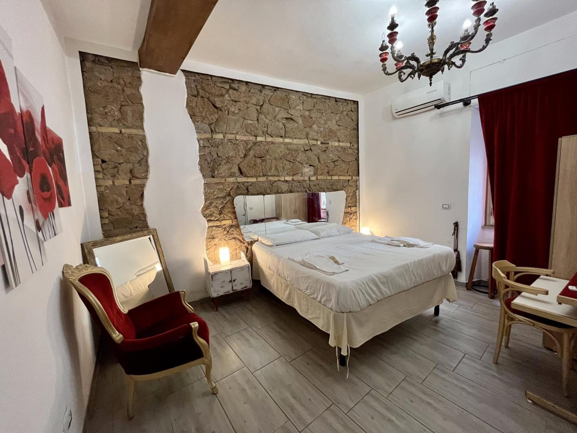 Bed & Breakfast Amoroma Latina Roma