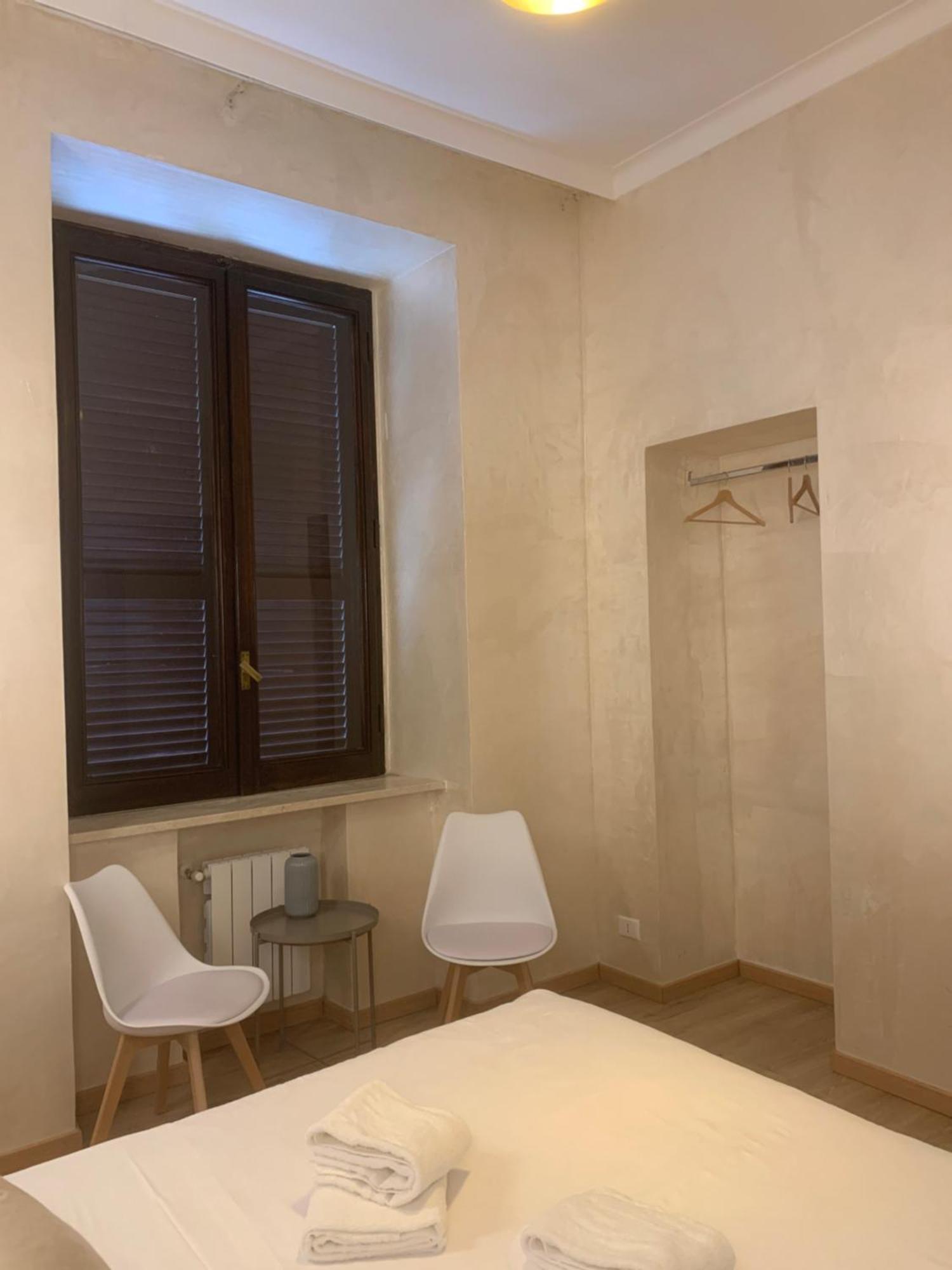 Miles Guest house *