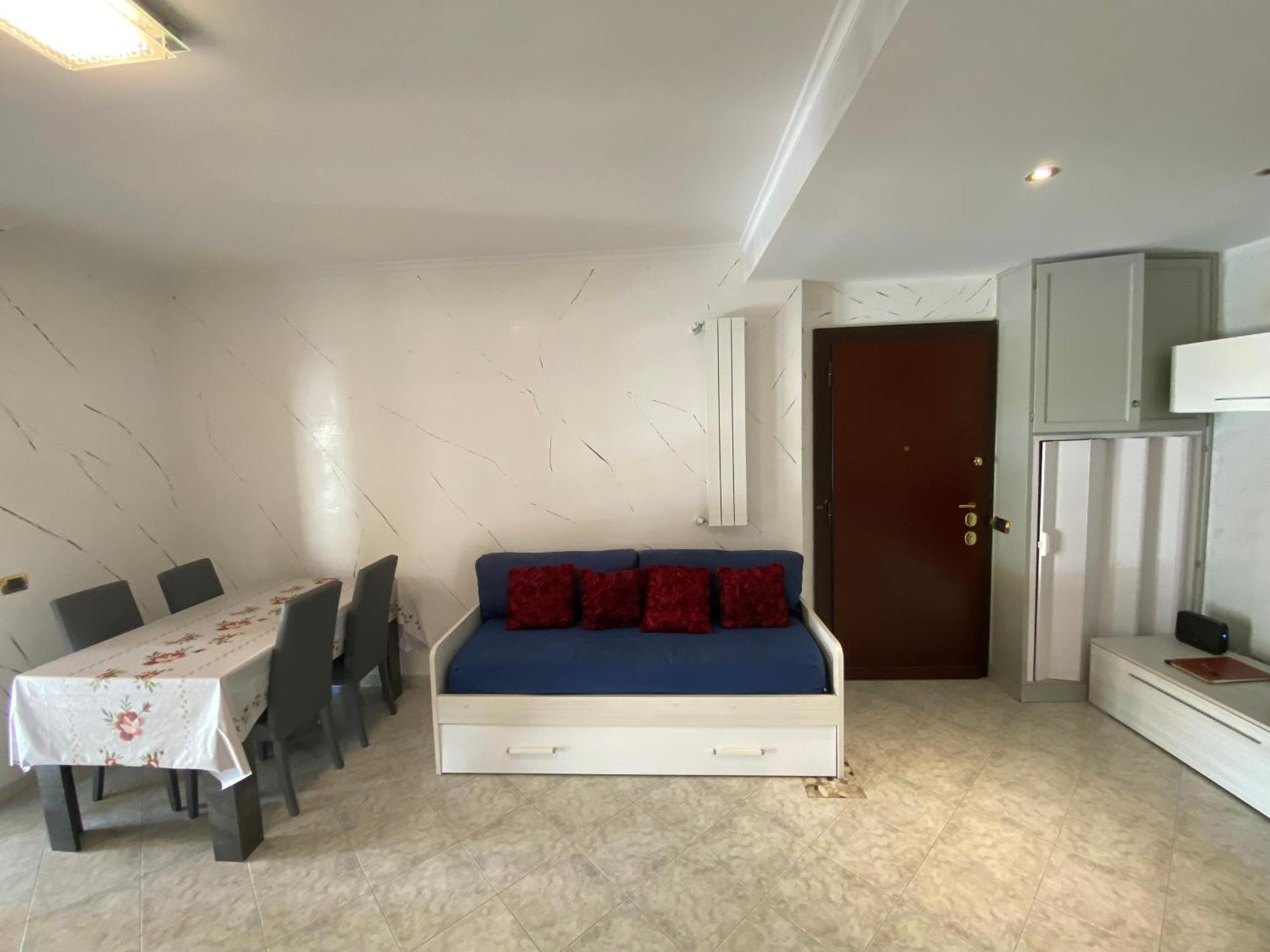 Malu's House * Roma