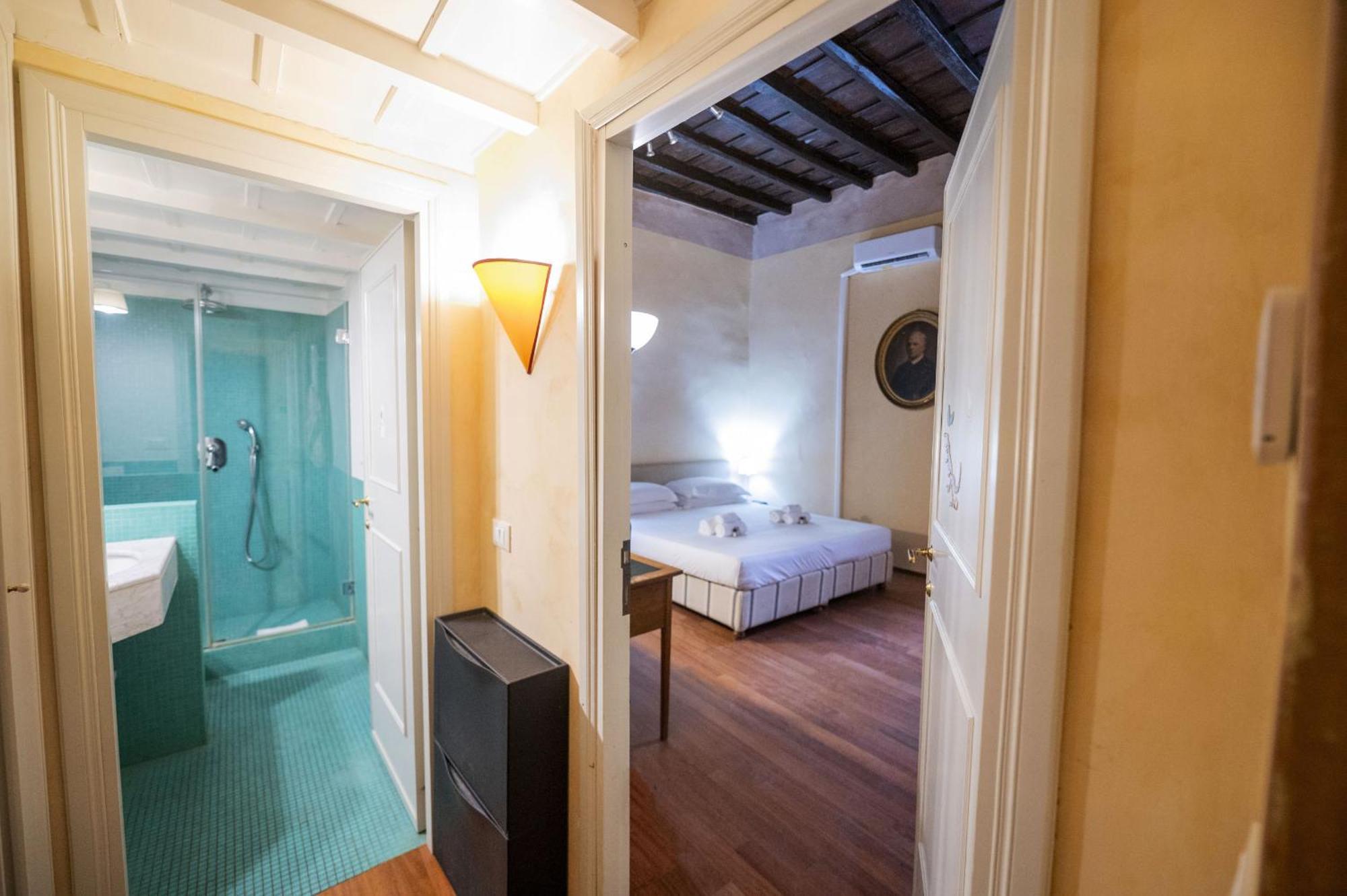 Campo De Fiori Unique 2 Bedroom *