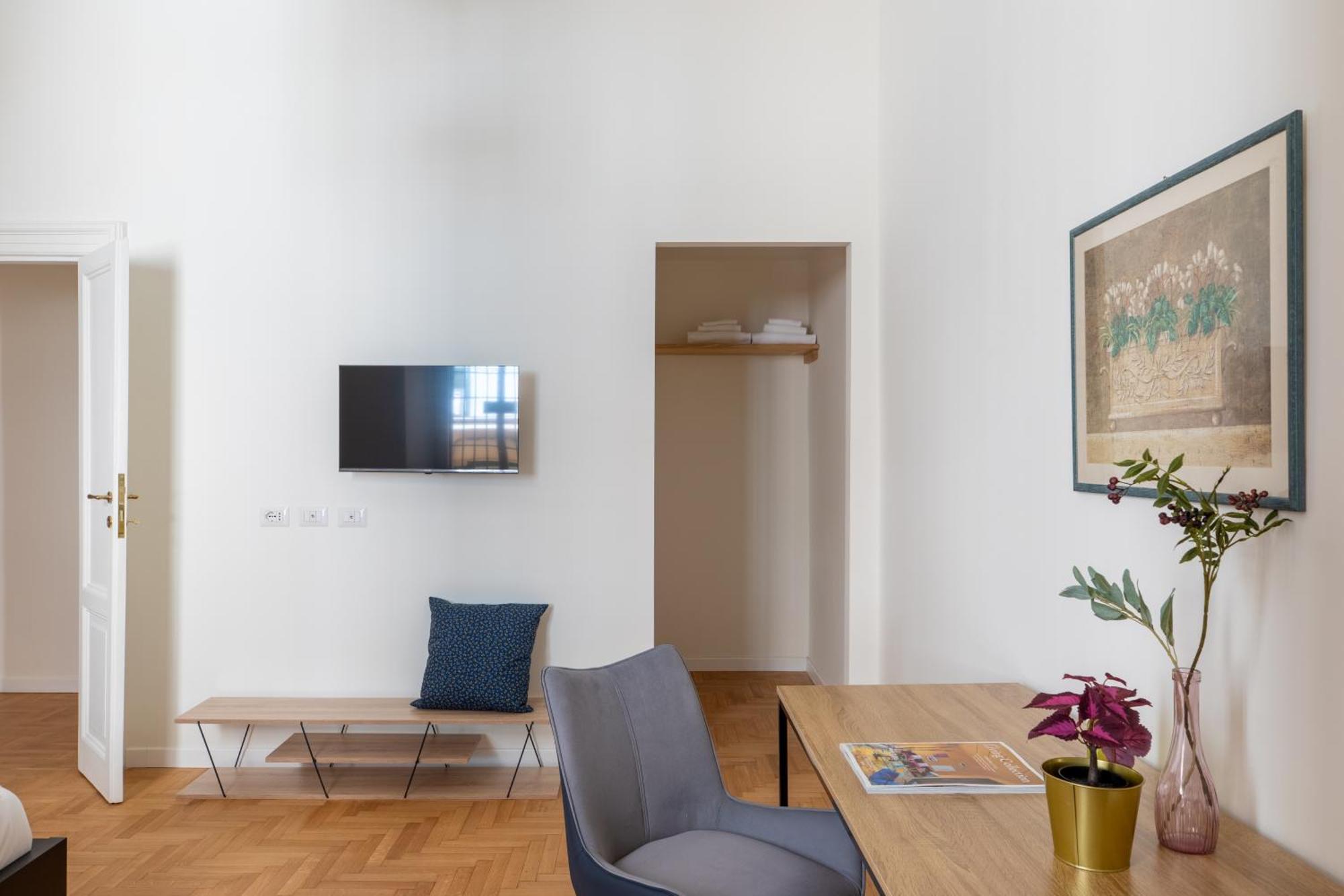 Apartment Iflat Vatican Elegant And Spacious