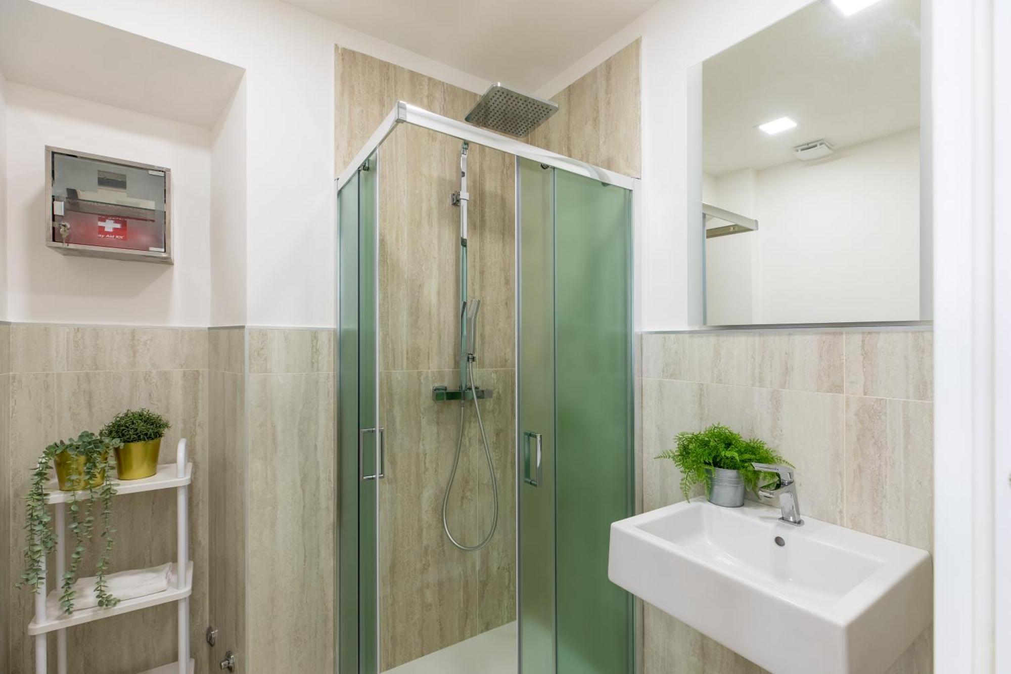 Iflat Vatican Elegant And Spacious Apartment *
