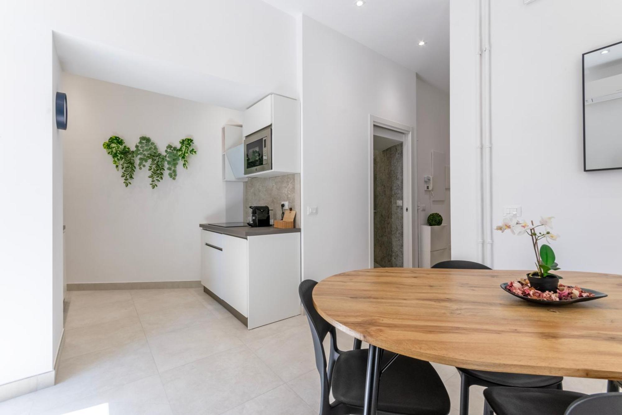 Near To Colosseum Re-house Apartamento *