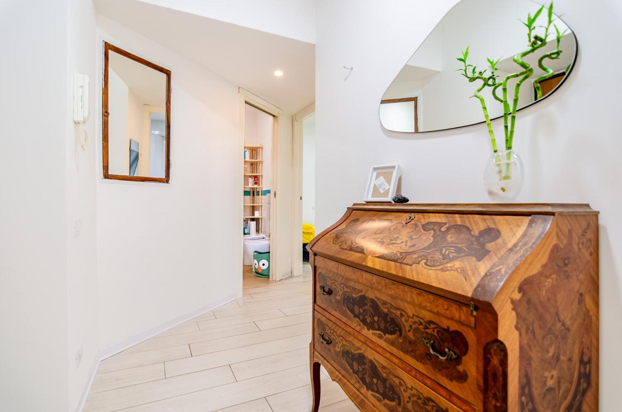 Dimora Clodia-casa Intera Con Stanza Privata E Bagno In Condivisione Casa de hóspedes *