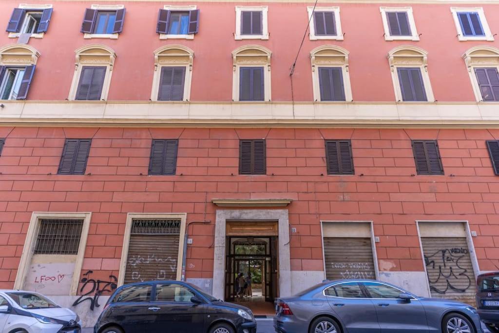 Via Provana San Giovanni 2 Bedroom Roma