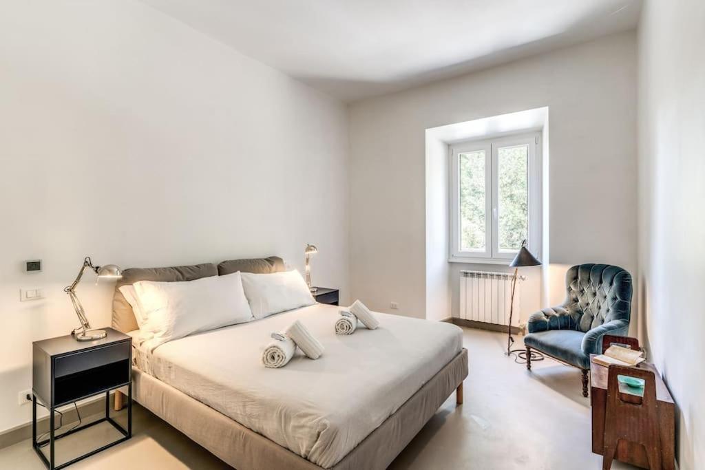 Via Provana San Giovanni 2 Bedroom * Roma