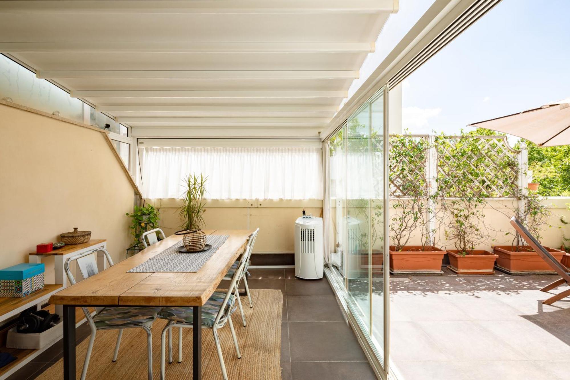 Pantanella House, 4 Persone, Terrazzo, Wi-fi, San Giovanni, Metro C E Tram Per Il Centro *