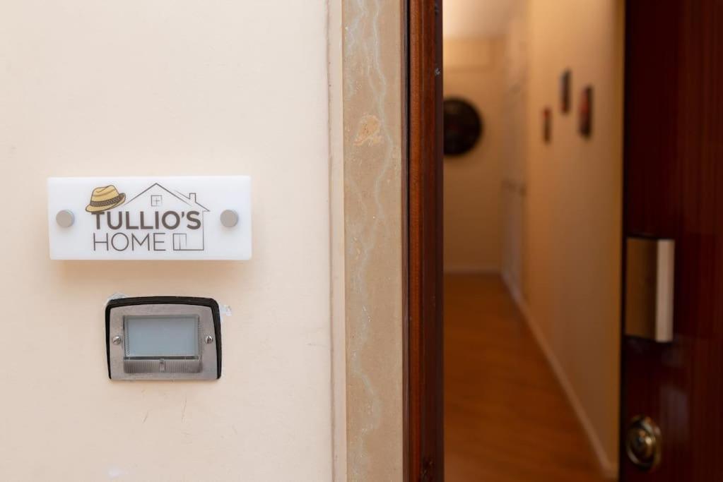 Tullios Holiday home *