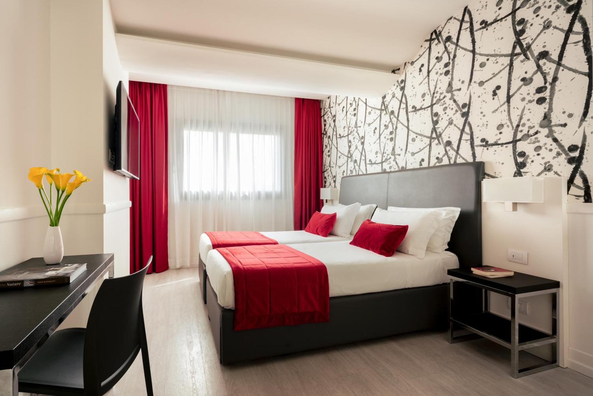 American Palace Eur Hotell 4*