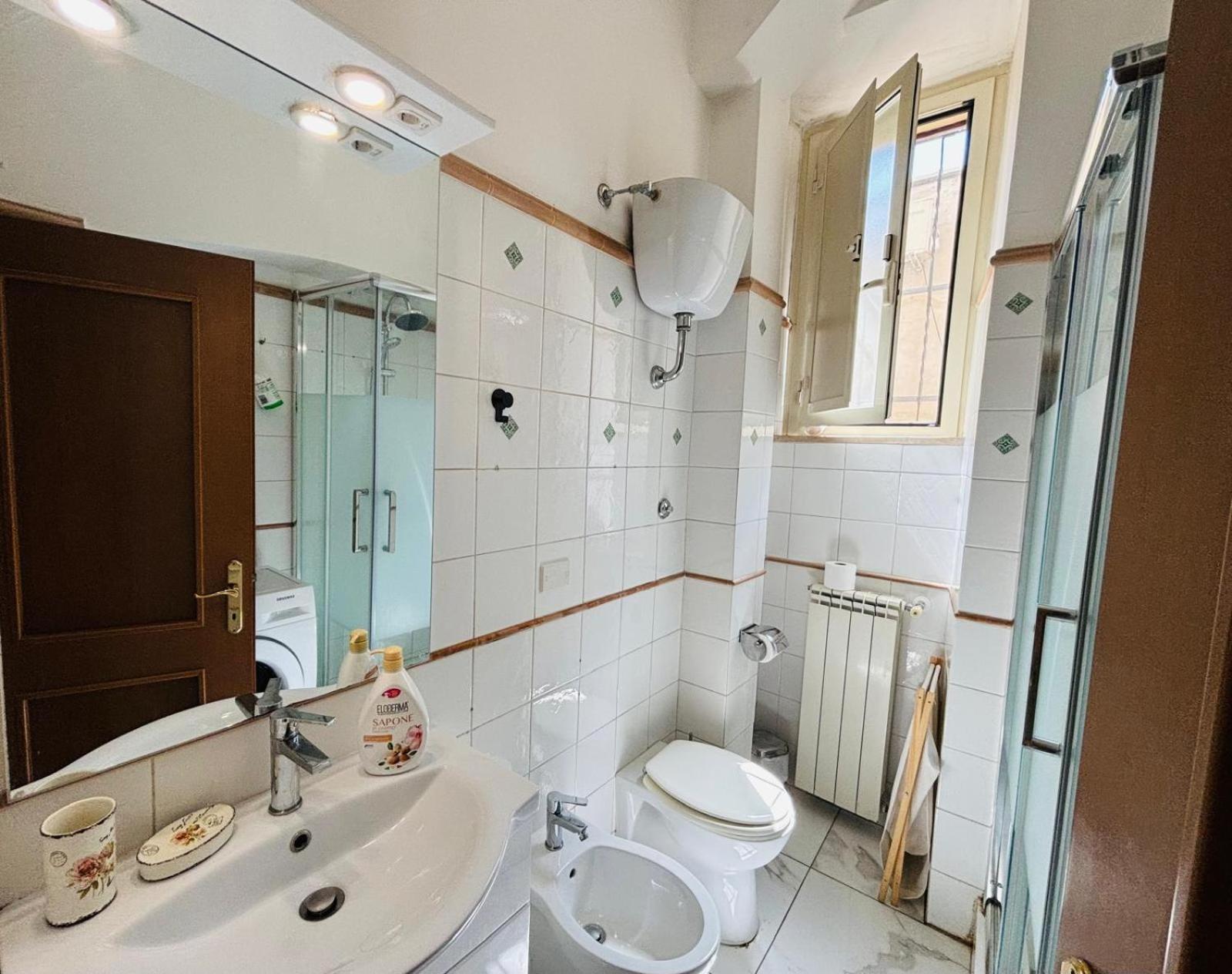 Apartamento Flowers In Roma