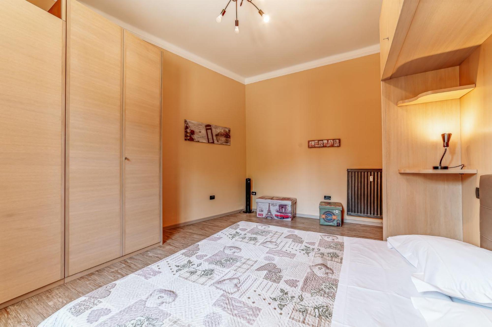 Apartamento Claudio's Flat - Metro Re Di