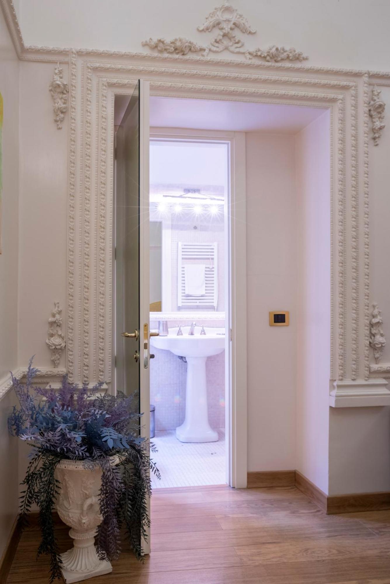 Gasthof Suites Rome *