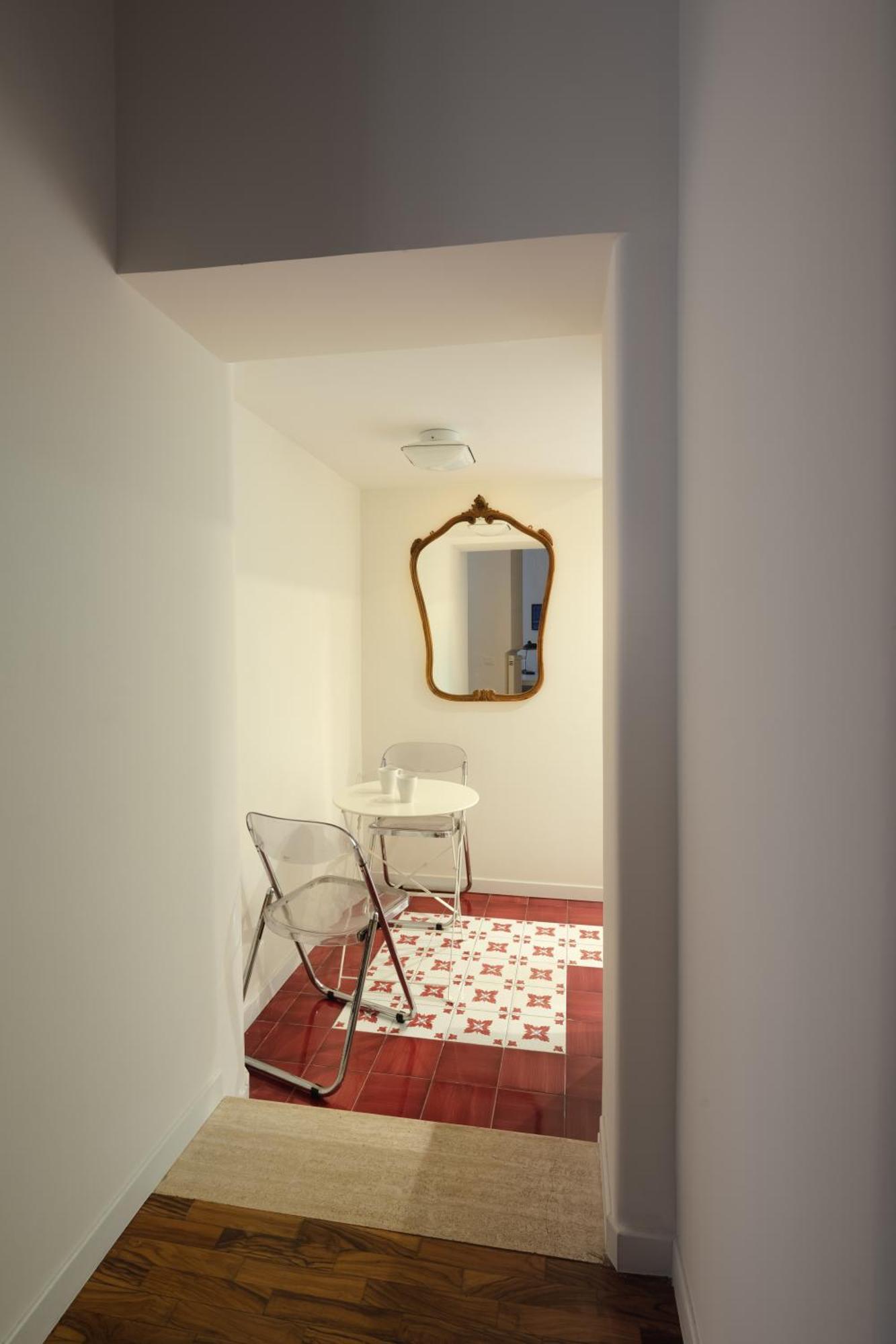 Modern Pied A Terre Near Piazza Navona Rom
