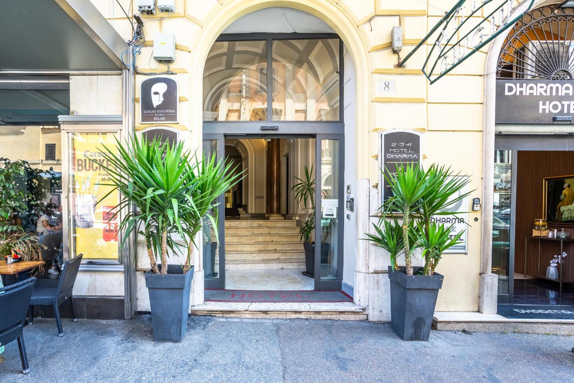 Pensión Opera Theater Relais