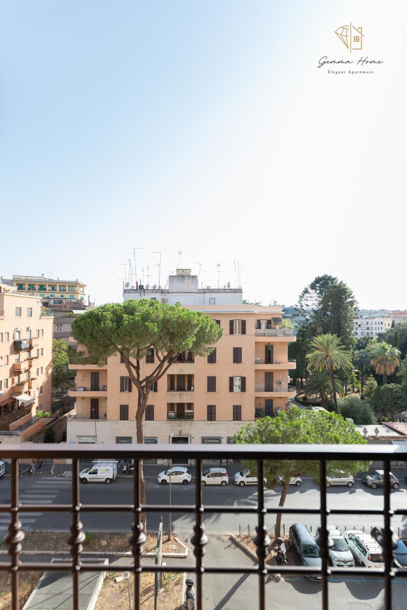 Apartamento Gemma House - 100mt To Metro Station, 2 En-suite Bathrooms *