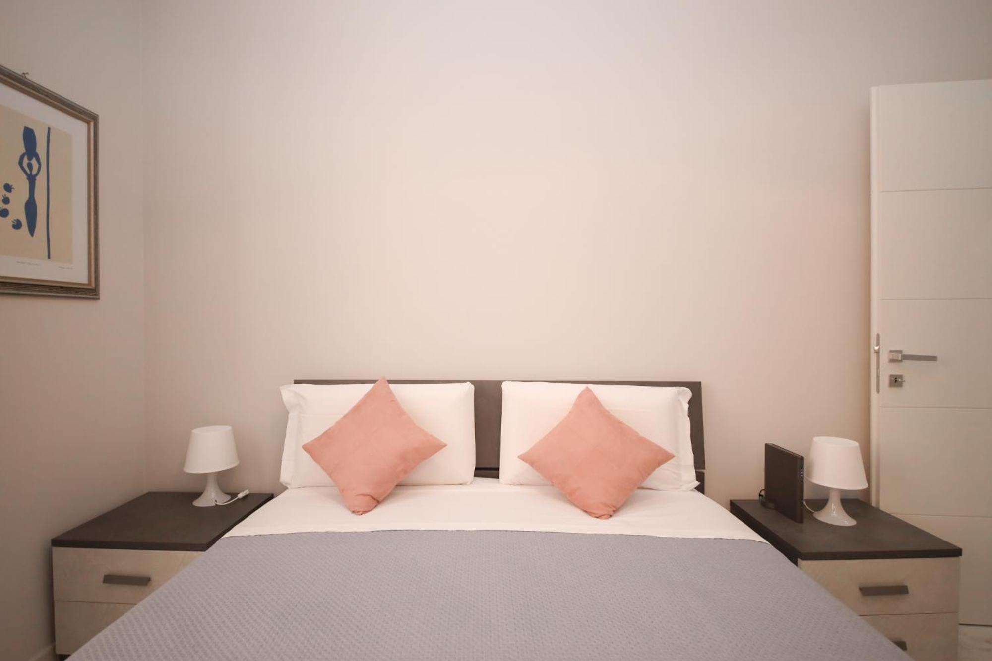 Apartment Flat 42 By Ghor Rome