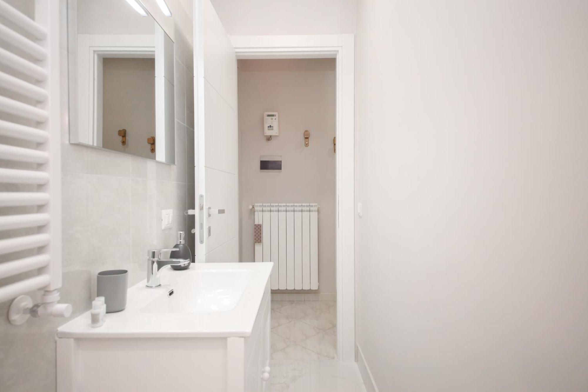 Apartment Flat 42 By Ghor Rome