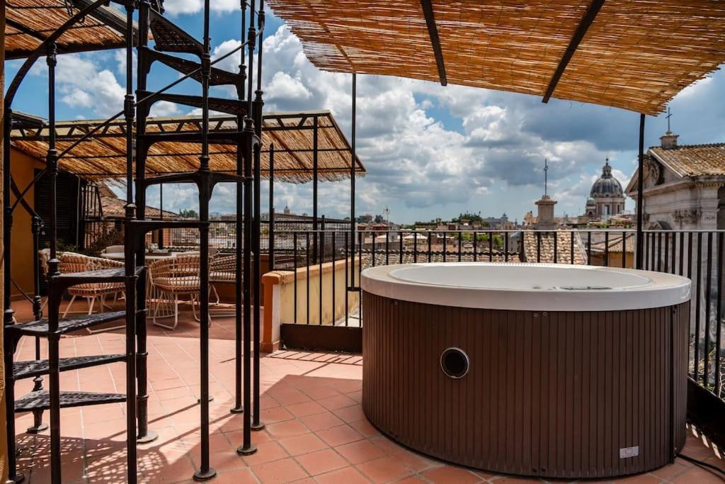 Sky Domus Historic Center Penthouse With Jacuzzi * Roma