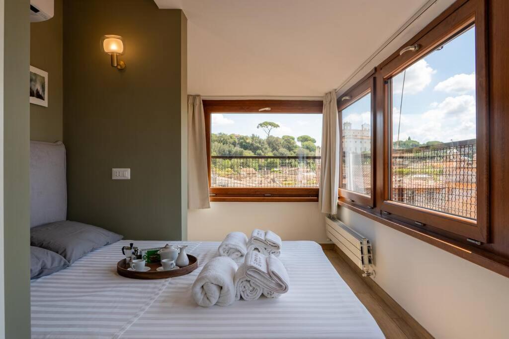 Sky Domus Historic Center Penthouse With Jacuzzi Appartamento *