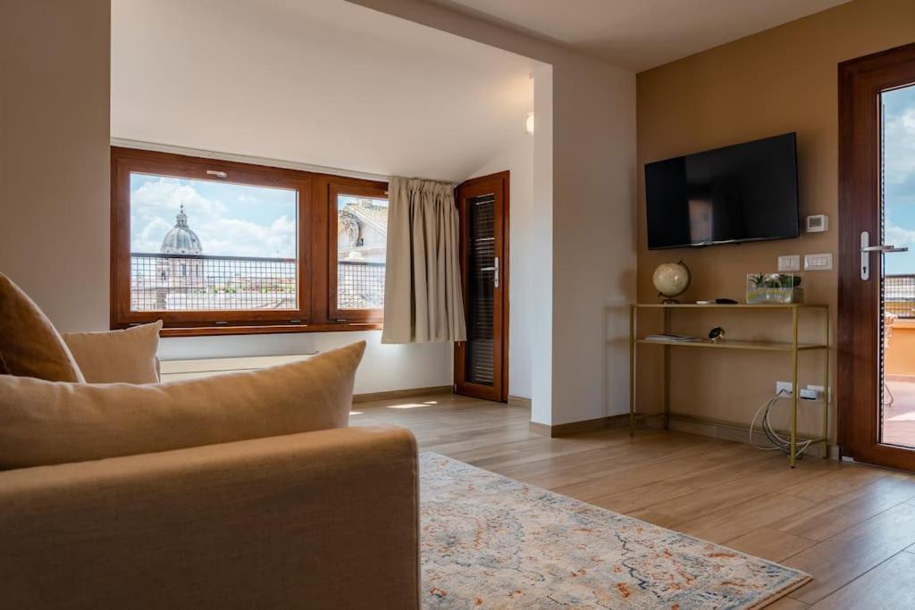 Appartamento Sky Domus Historic Center Penthouse With Jacuzzi