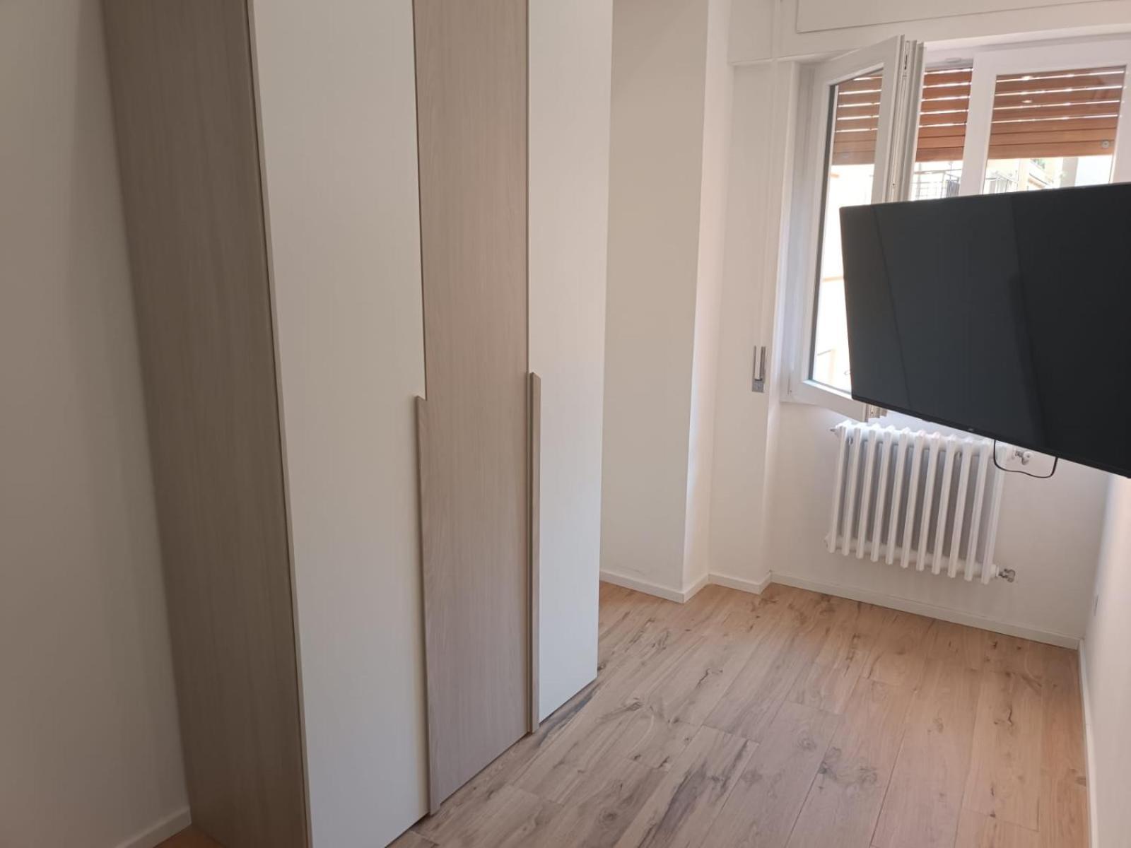 Pm 34 Viale Imperatore Guest House - 50 Mt From Metro San Paolo Apartment *