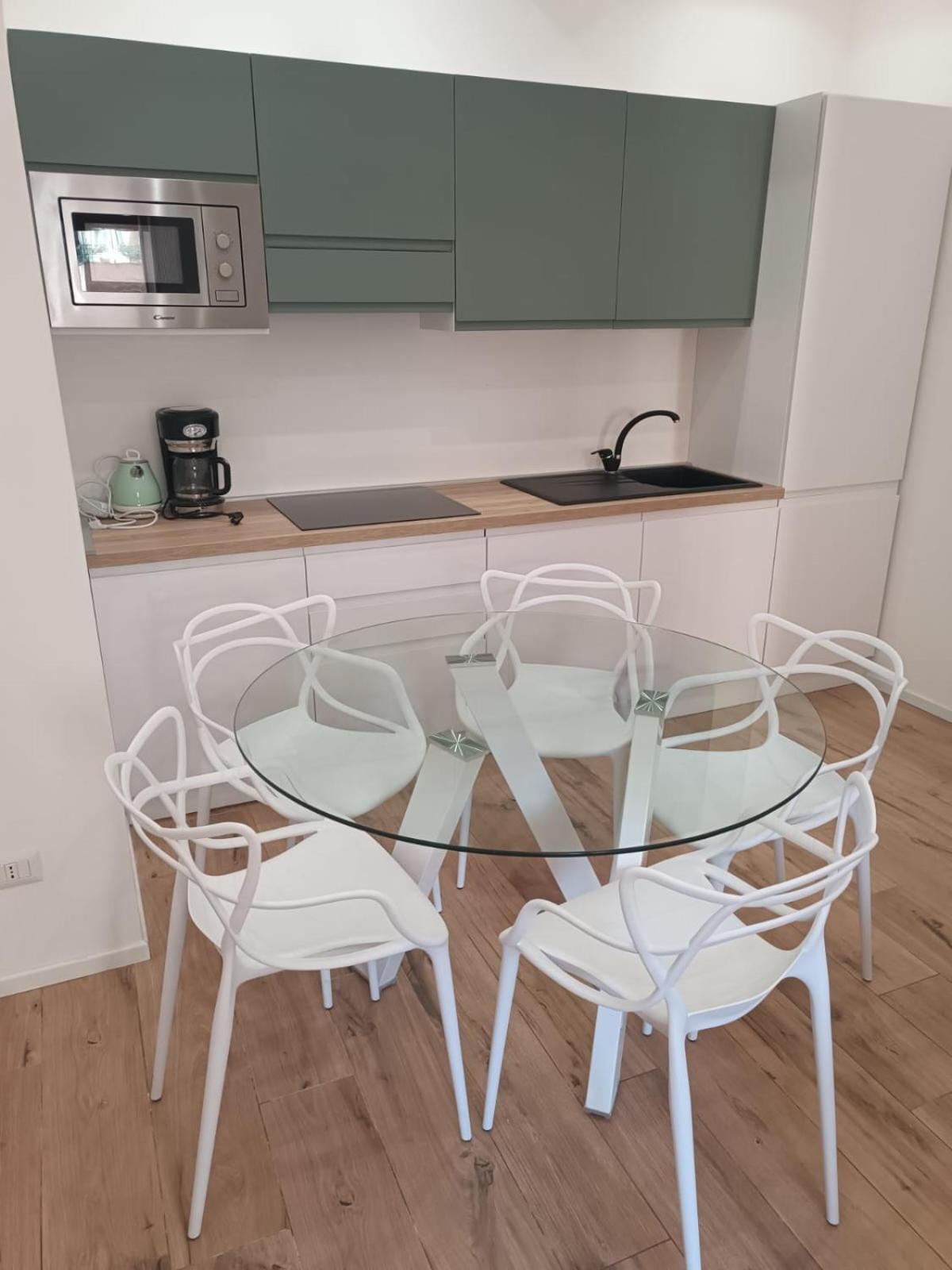 Pm 34 Viale Imperatore Guest House - 50 Mt From Metro San Paolo * Rom