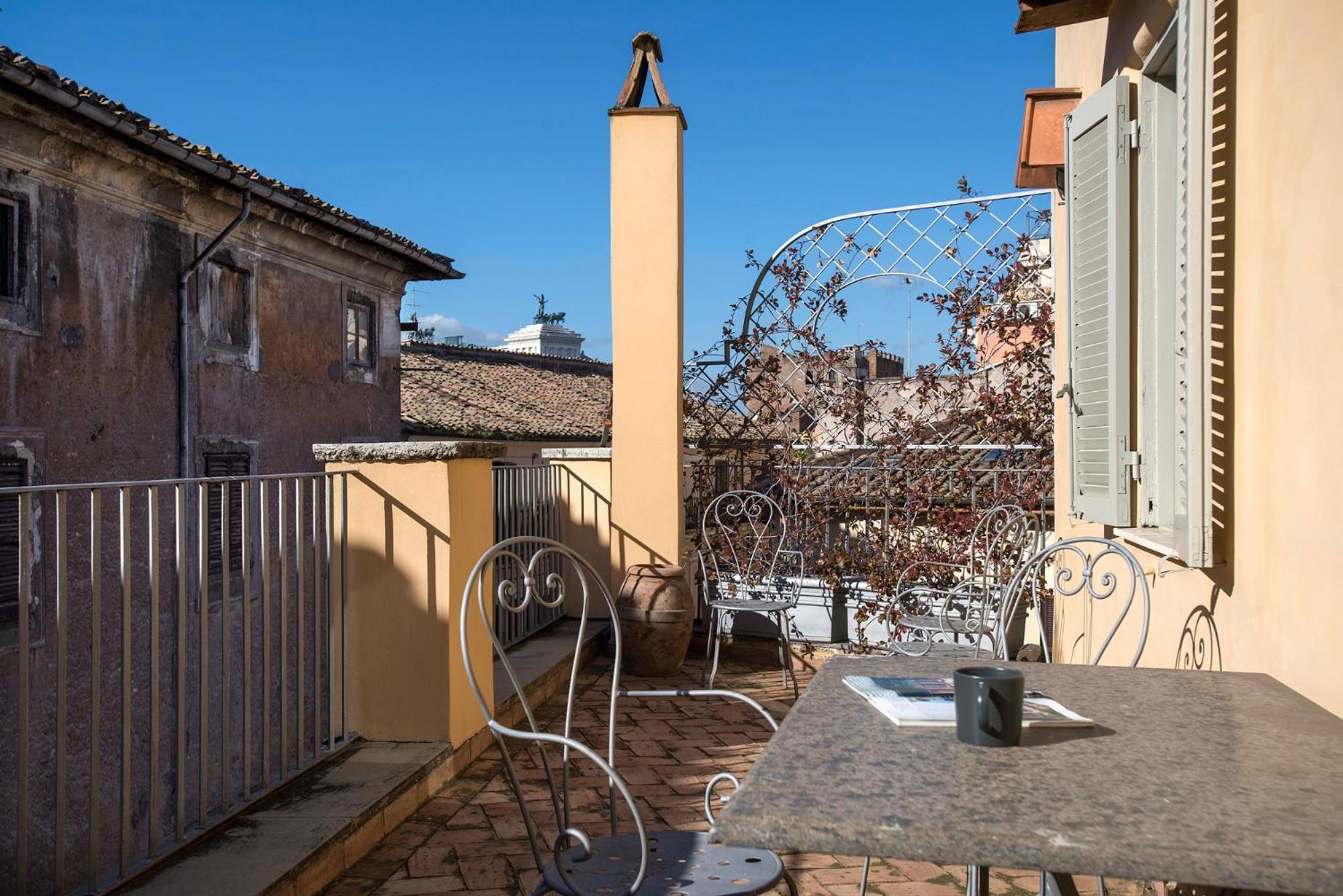Leilighet Colosseo Esclusivo Attico Con Terrazze Private Roma