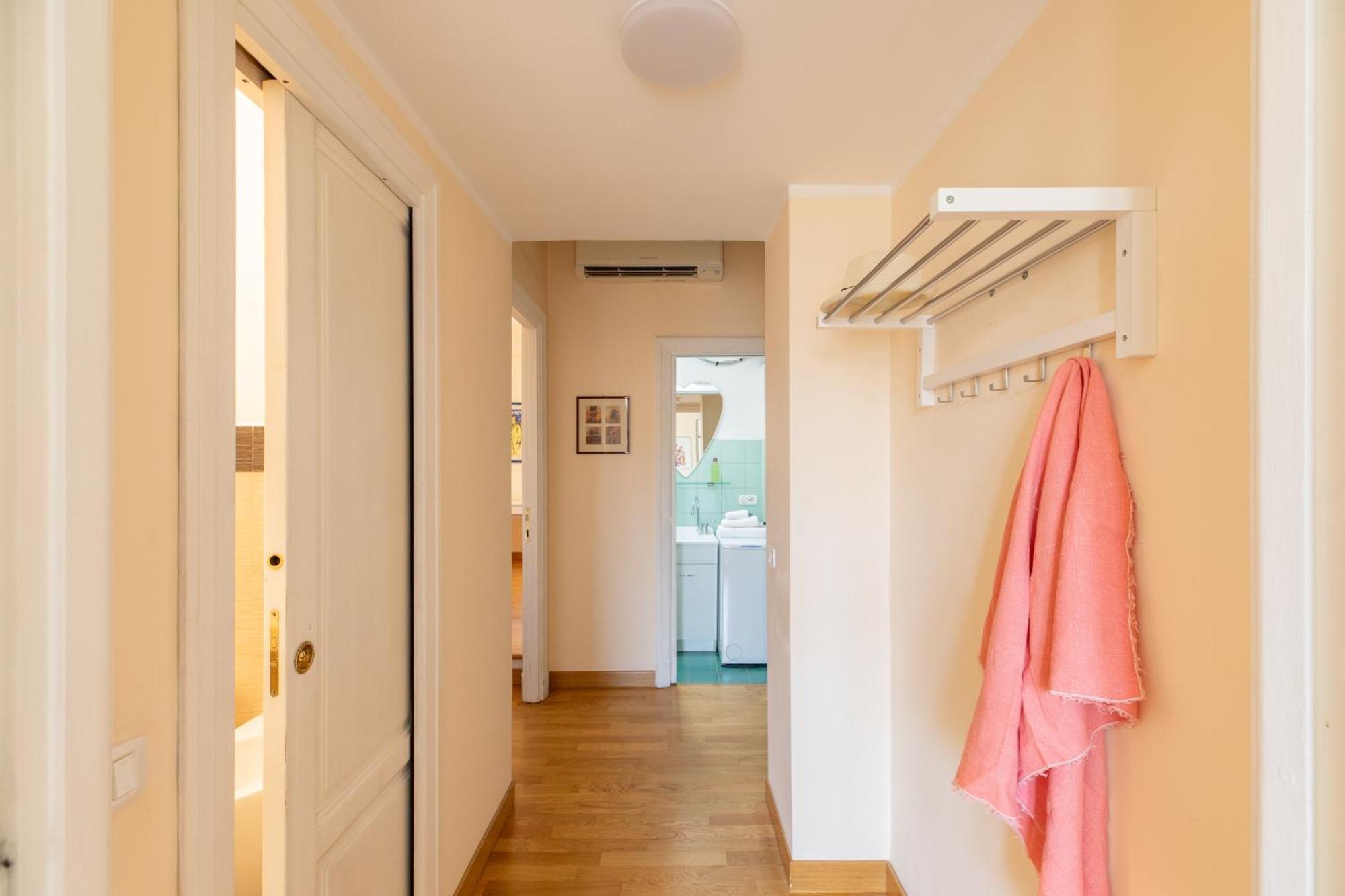 Iflat Bright & Comfy 2-bedroom Near Vatican Apartment *