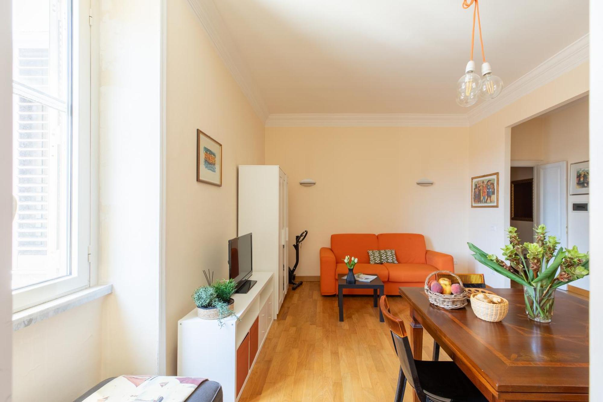 Apartment Iflat Bright & Comfy 2-bedroom Near Vatican *