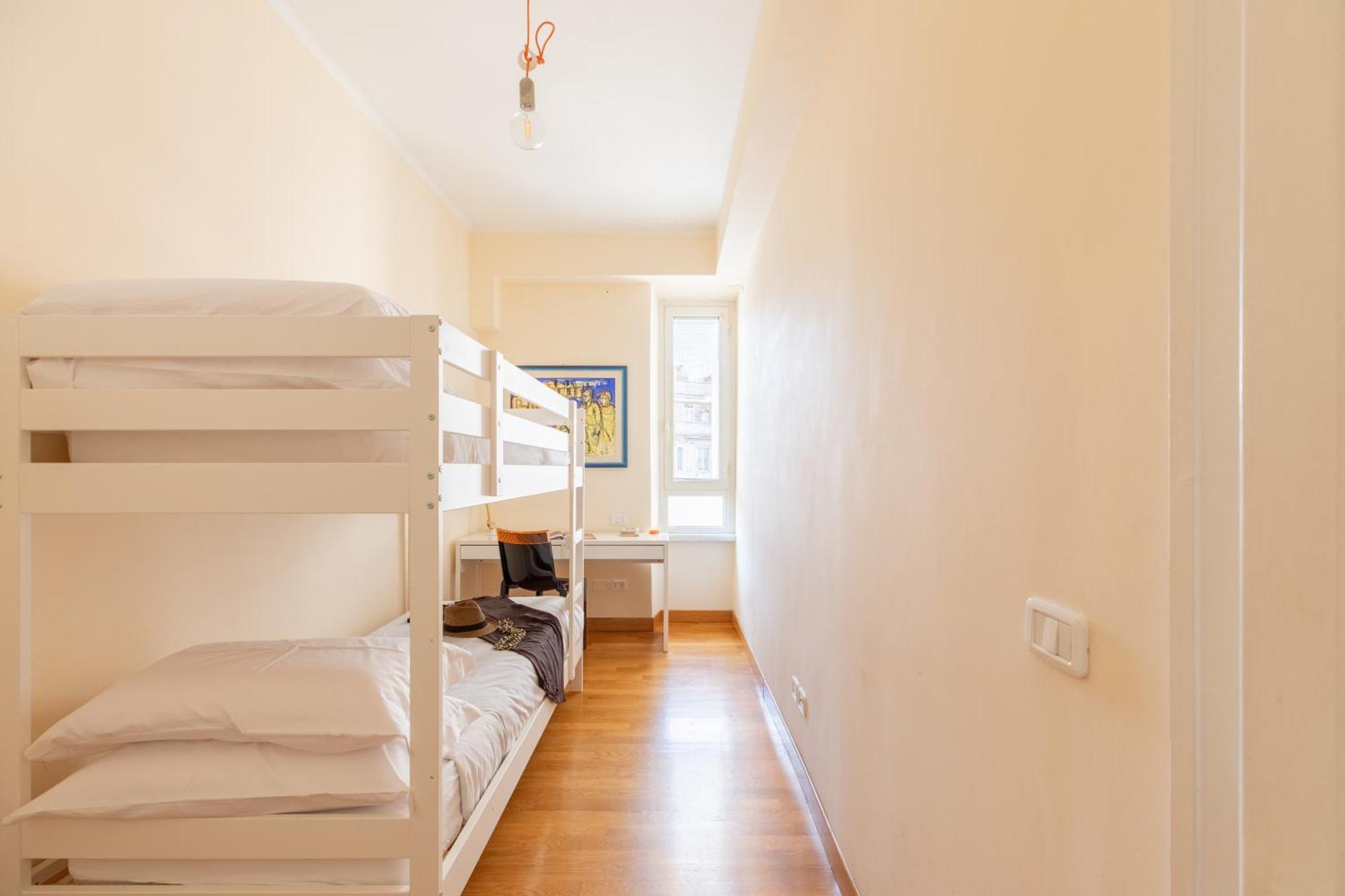 Apartment Iflat Bright & Comfy 2-bedroom Near Vatican