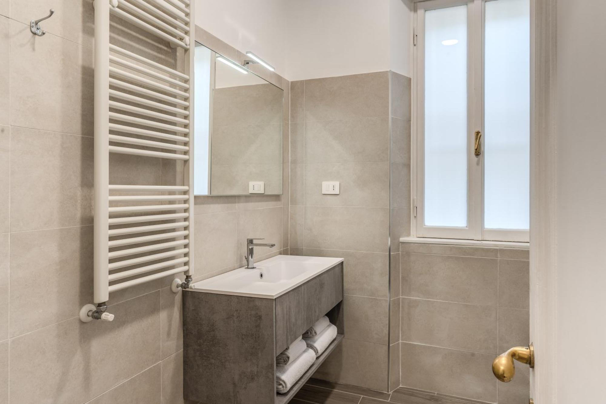 Frattina Grand - Vacanze Romane Appartamento *
