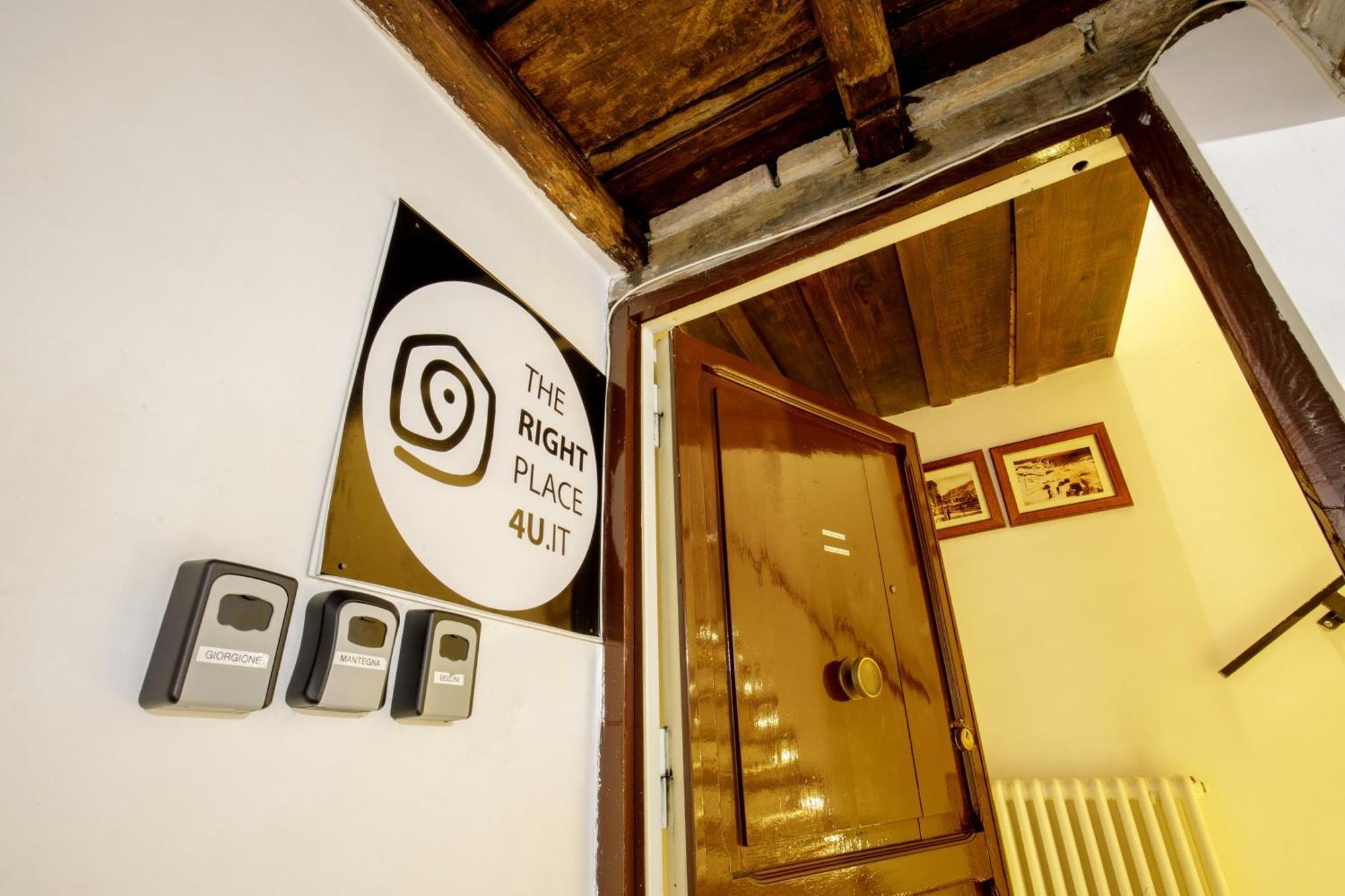 The Right Place 4u Navona Luxury 5* Roma