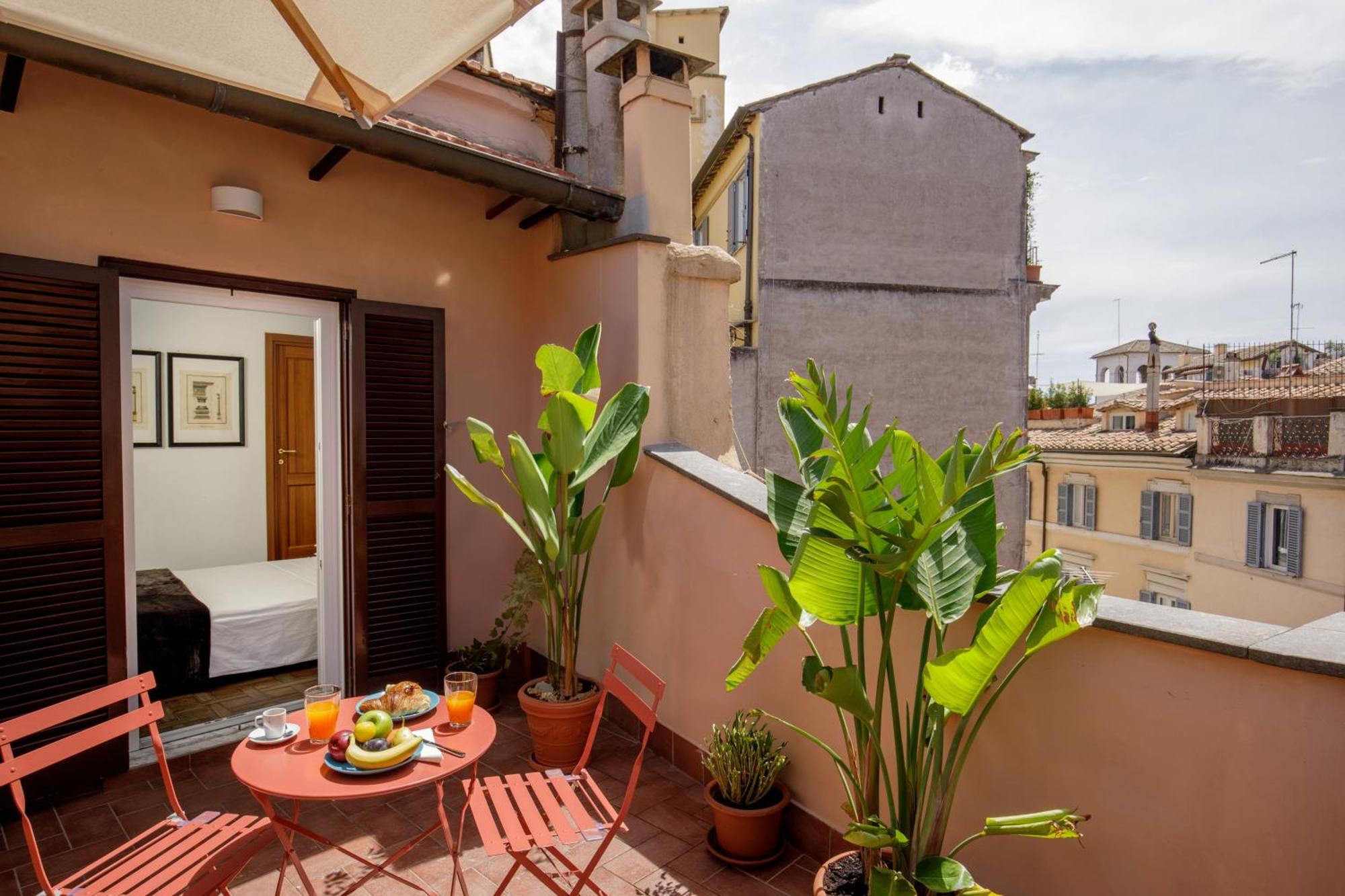 The Right Place 4u Navona Luxury