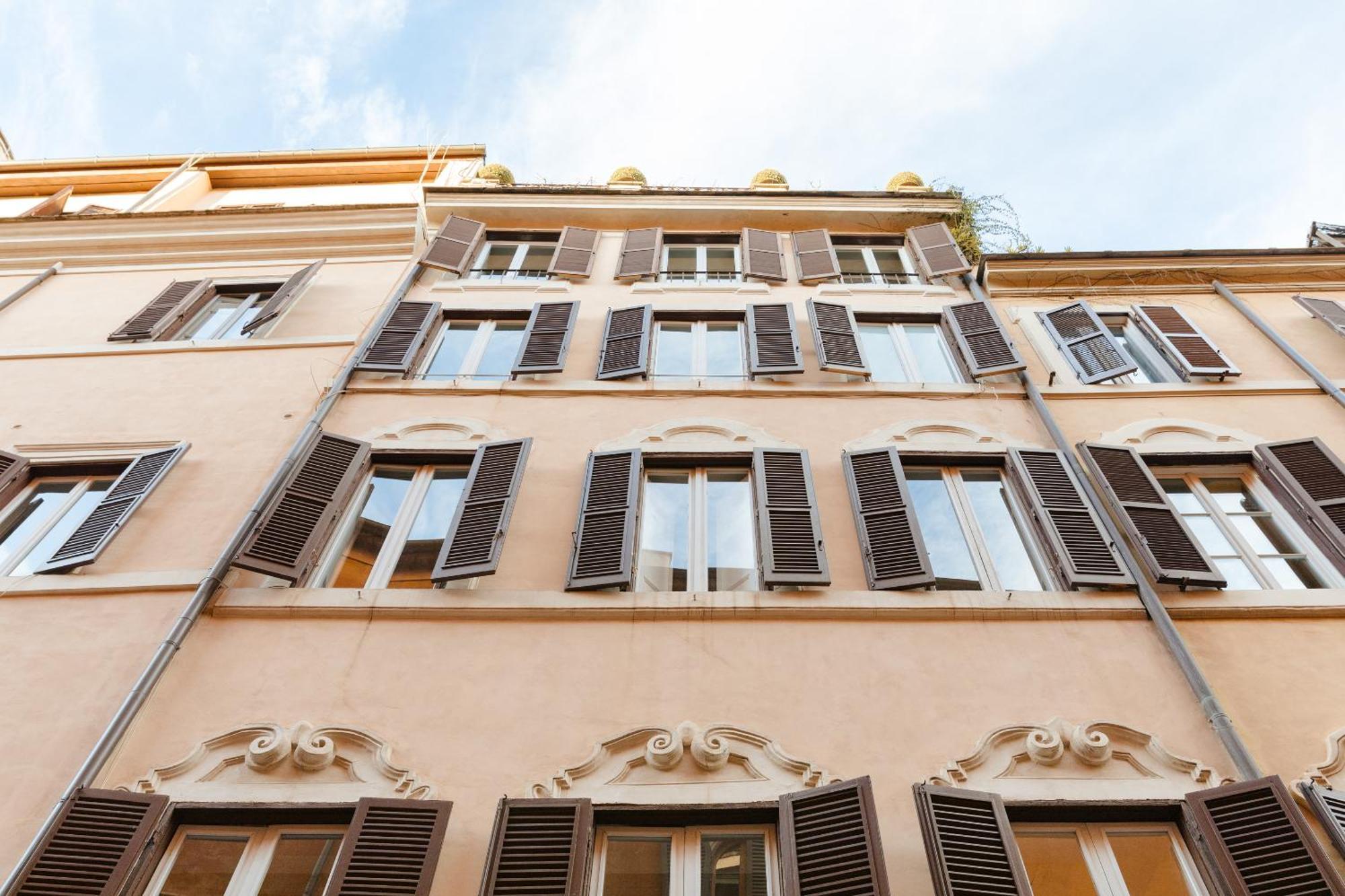 Sonder Palazzo Taverna 3*