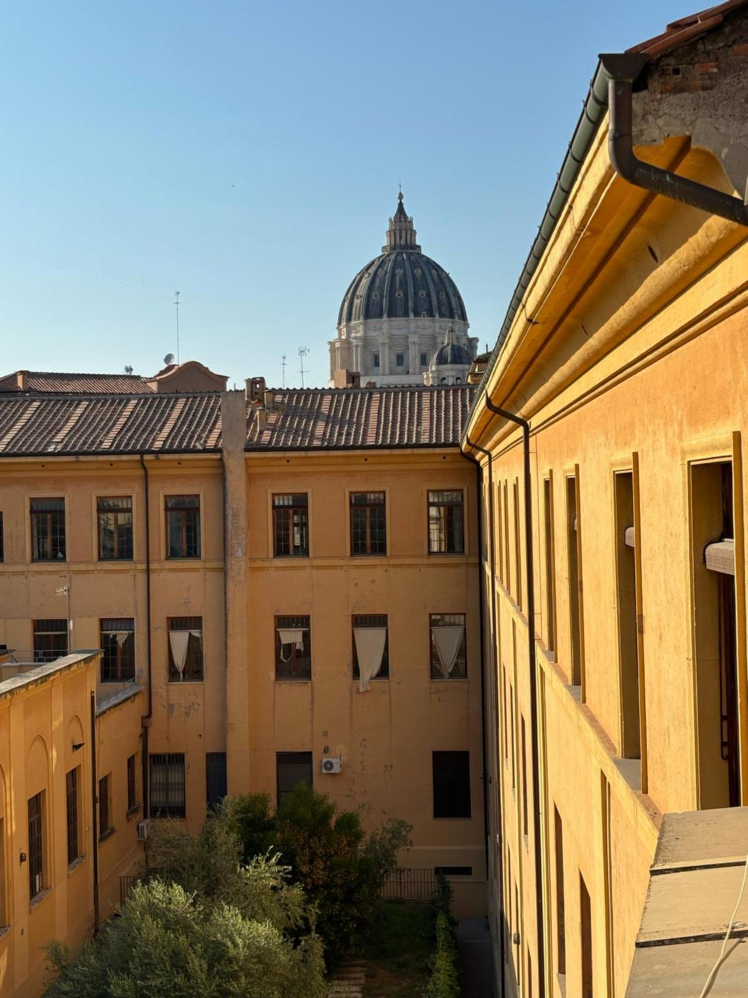 Apartment Renovated Near The Vatican Rom