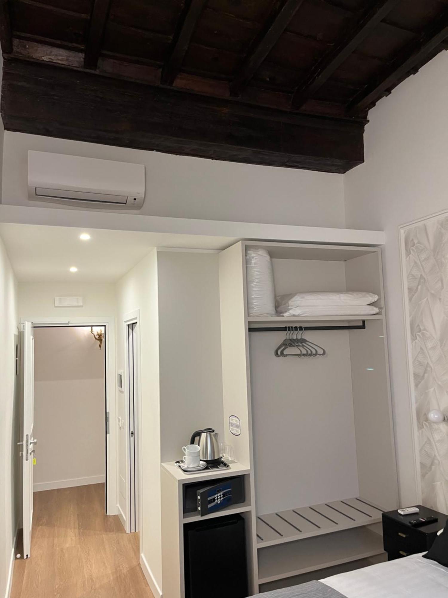 Maison Romana Trastevere Bed & Breakfast Rome