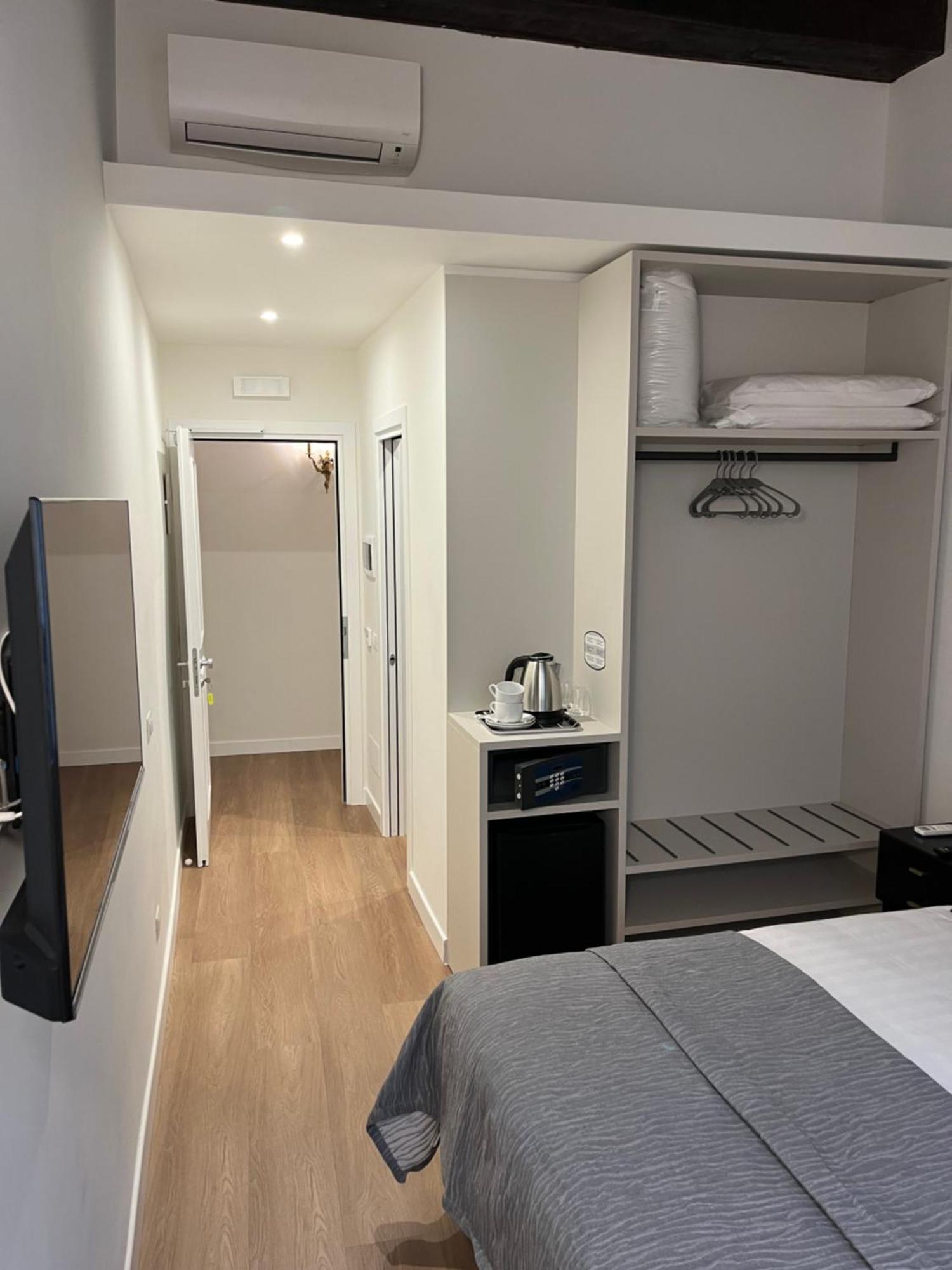 Bed & Breakfast Maison Romana Trastevere Rome