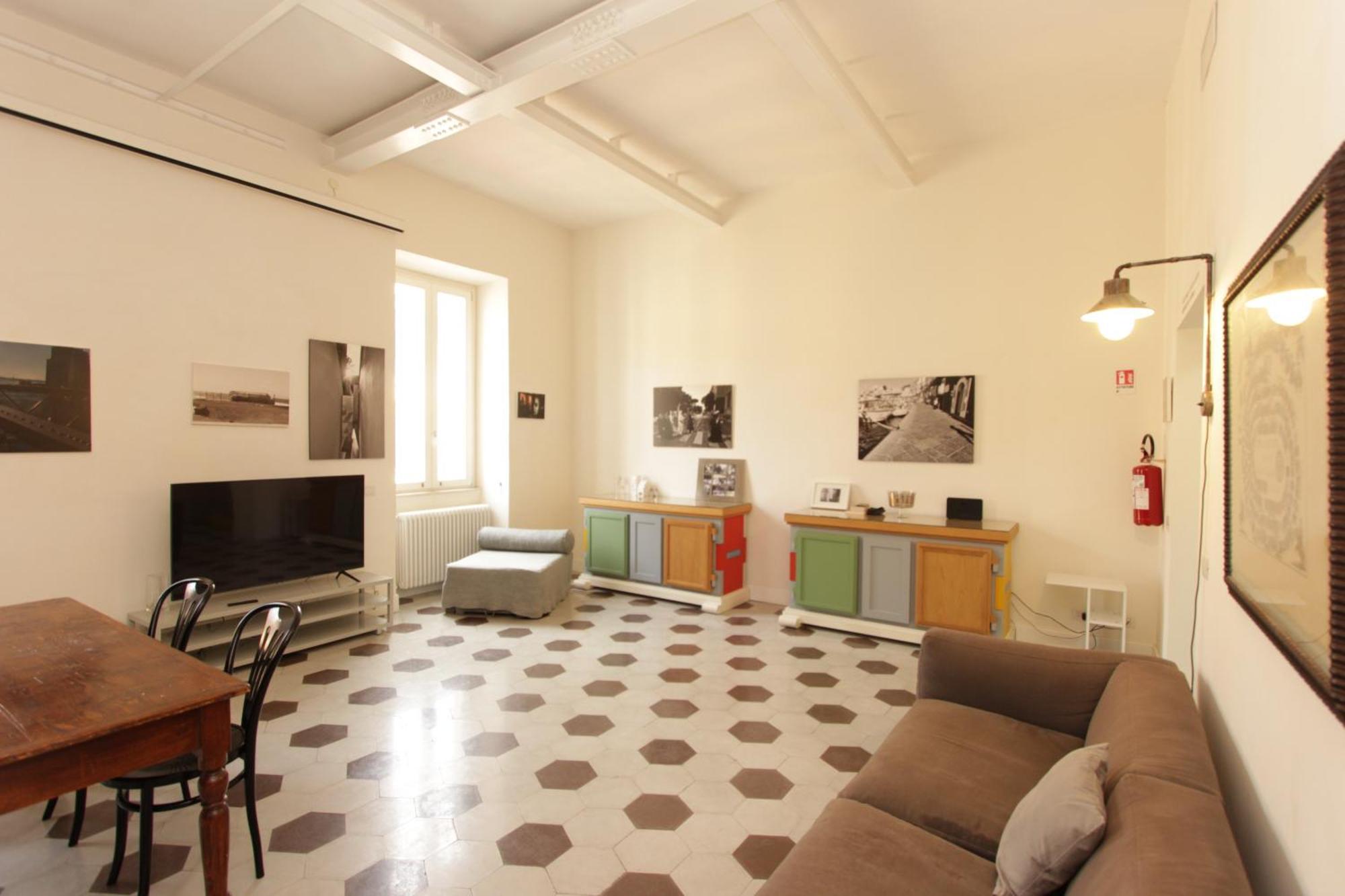 Gracchi Flat Leilighet